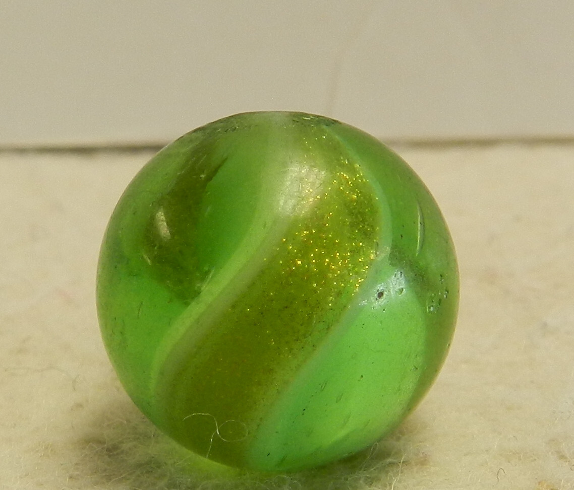 #16036m Vintage German Handmade Green Glass Ribbon Lutz Marble .66 Inches