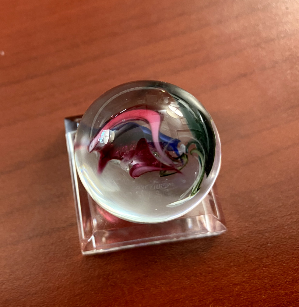 Absolutely Beautiful Marble Jelly (Fish) Design with Striking Colors. 1.07″