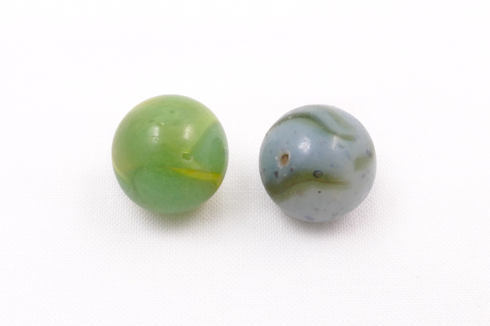 Lot of 2 Vintage Marbles Peltier Rainbo or Kokomo?