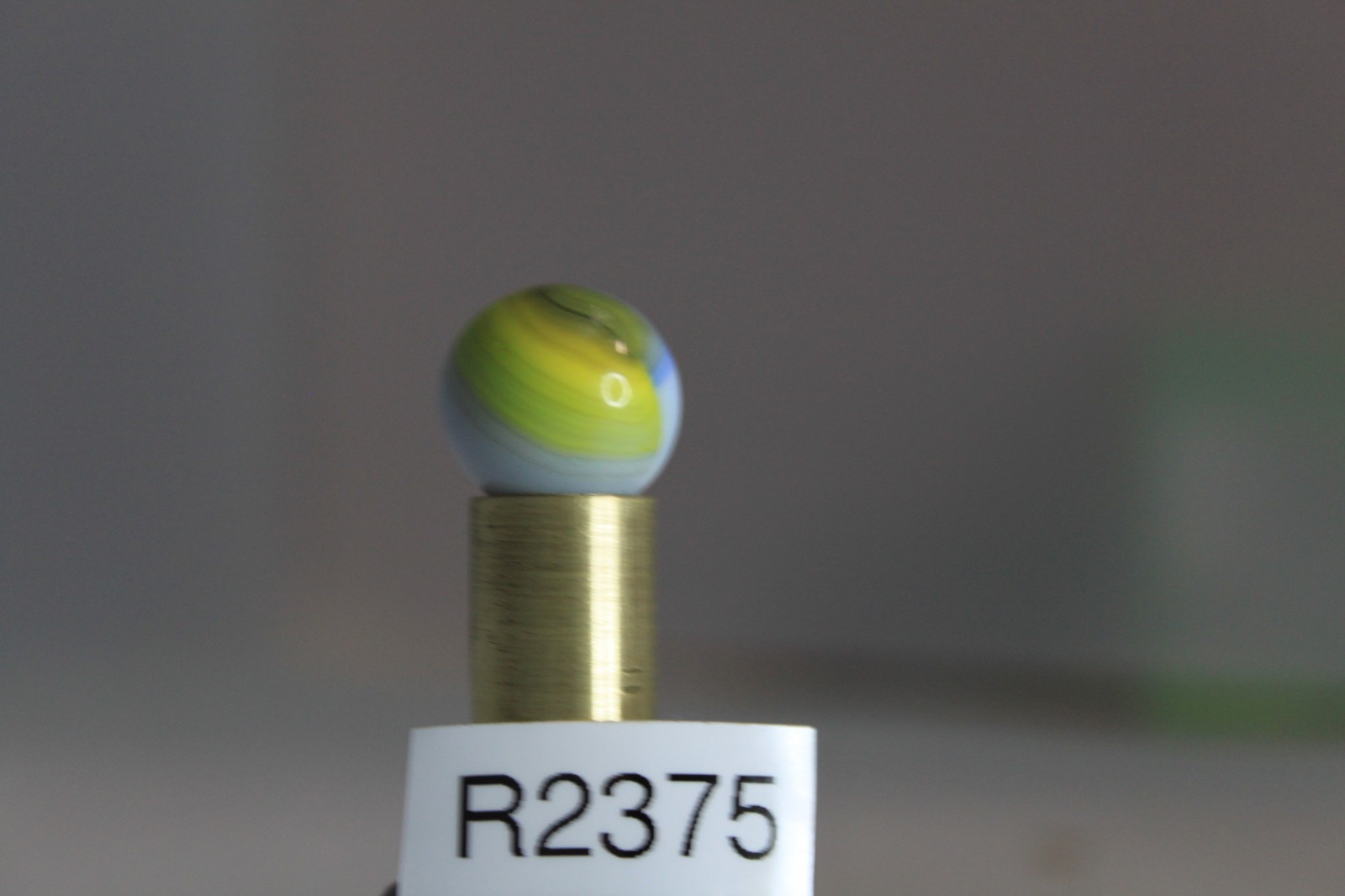 AKRO AGATE CORKSCREW SPIRAL SKY BLUE YELLOW OPAQUE WHITE 5/8″ MARBLE GLASS