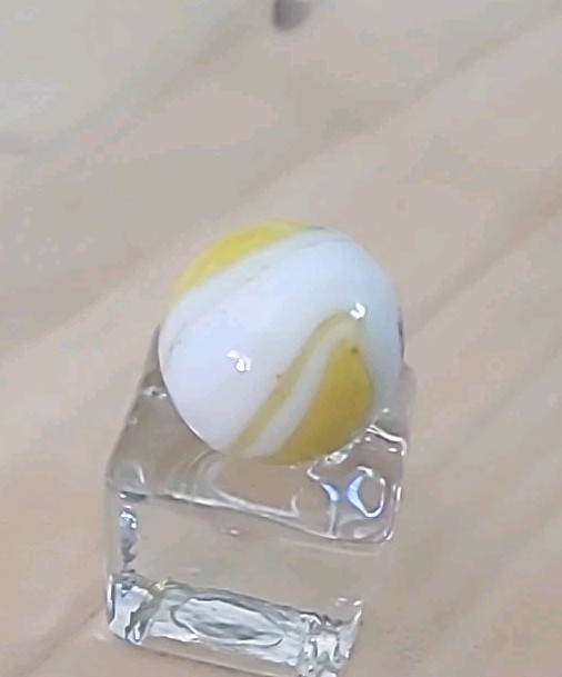 ” JEFF ” MARBLE 3/4″ COMIC STRIP CHARCATER MARBLE PELTIER GLASS NM/-M