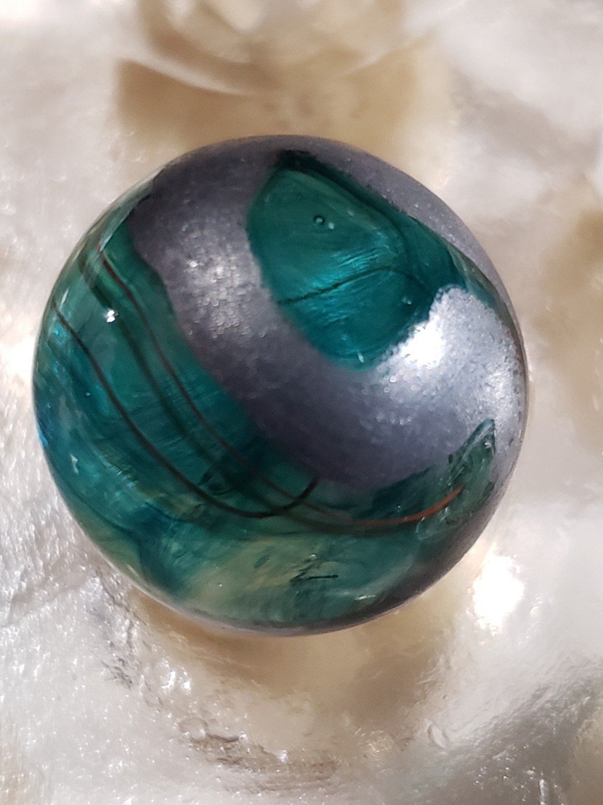 RARE EARLY Akro Agate Blue Bubble Base METALIC 9 OXBLOOD HYBRID WET MINT SZ 5/8