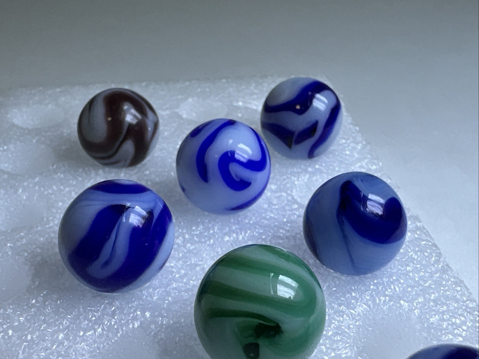 285 Lot of 12 Ravenswood Swirl Vintage Marbles! Awesome Lot