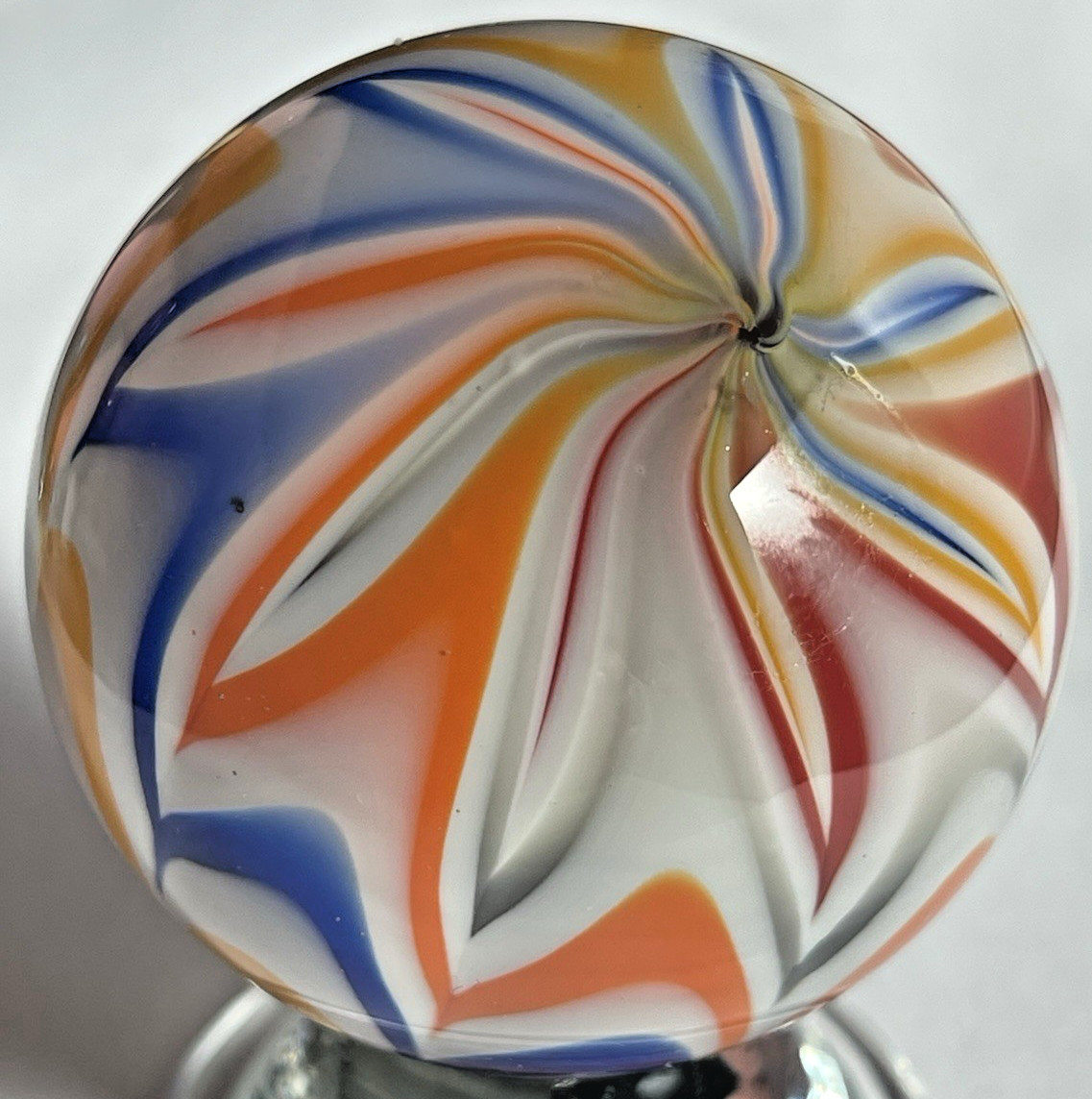 2003 RICK DAVIS SIGNED MARBLE GLASS ART HUGE 1.96″ BALLOON RIDE ORANGE BLUE RED