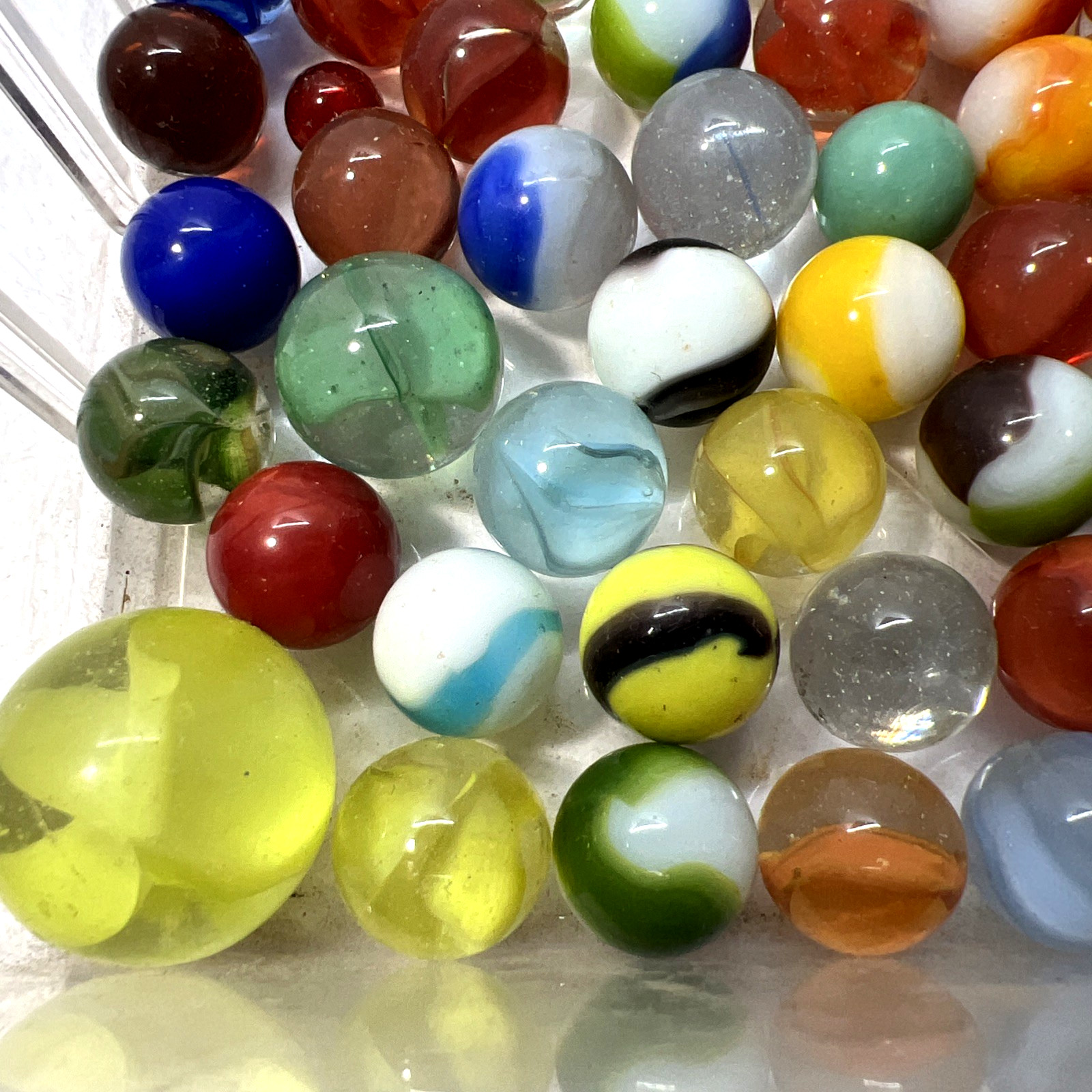 Estate Item Antique Vintage Lot Of 52 Clear/Swirl Glass Marbles