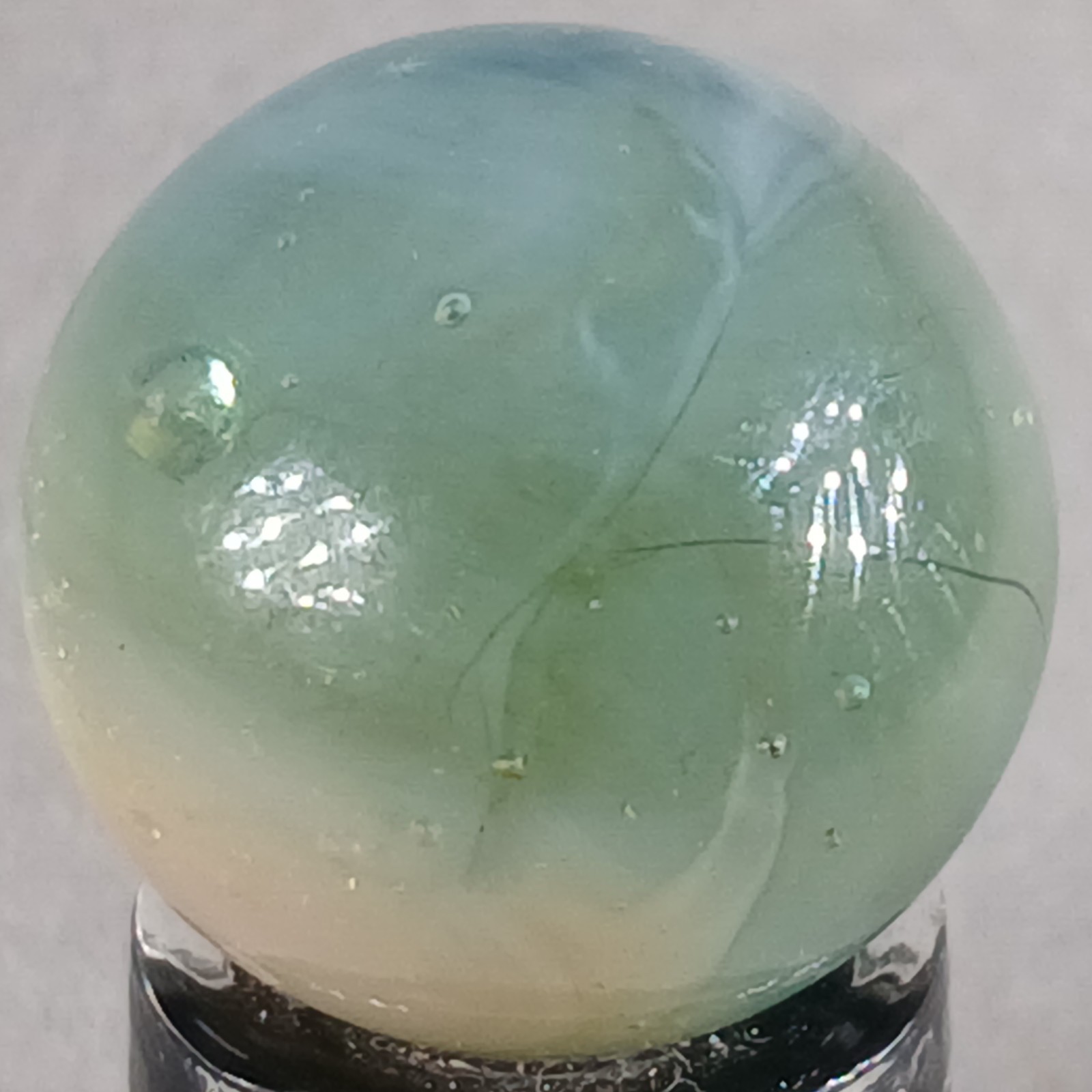 Vintage Vitro Conqueror Marble .61 Inches Near-Mint Condition Combined Shipping