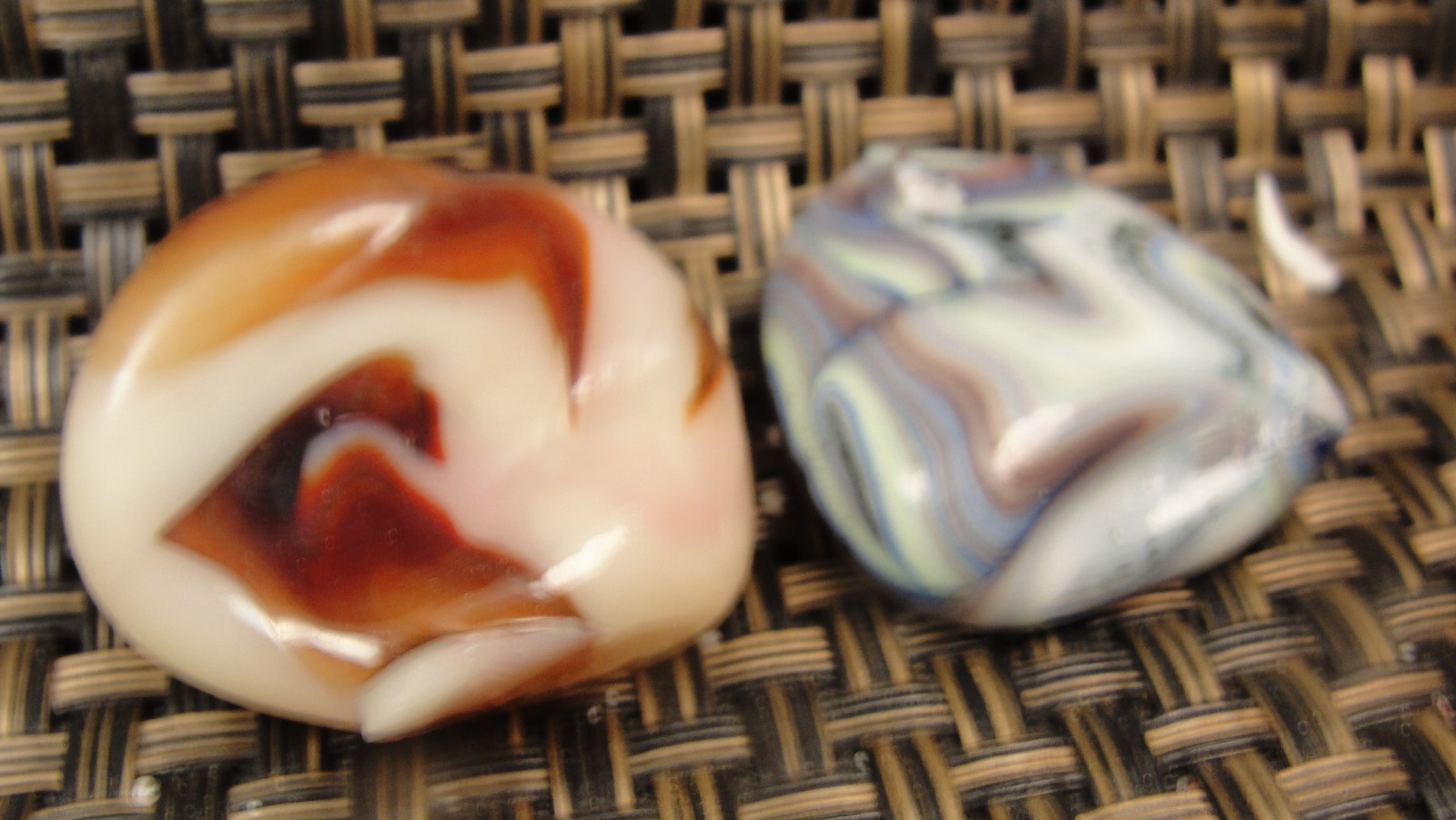 pieces of cullet from Jabo Joker experimental marble runs j21a