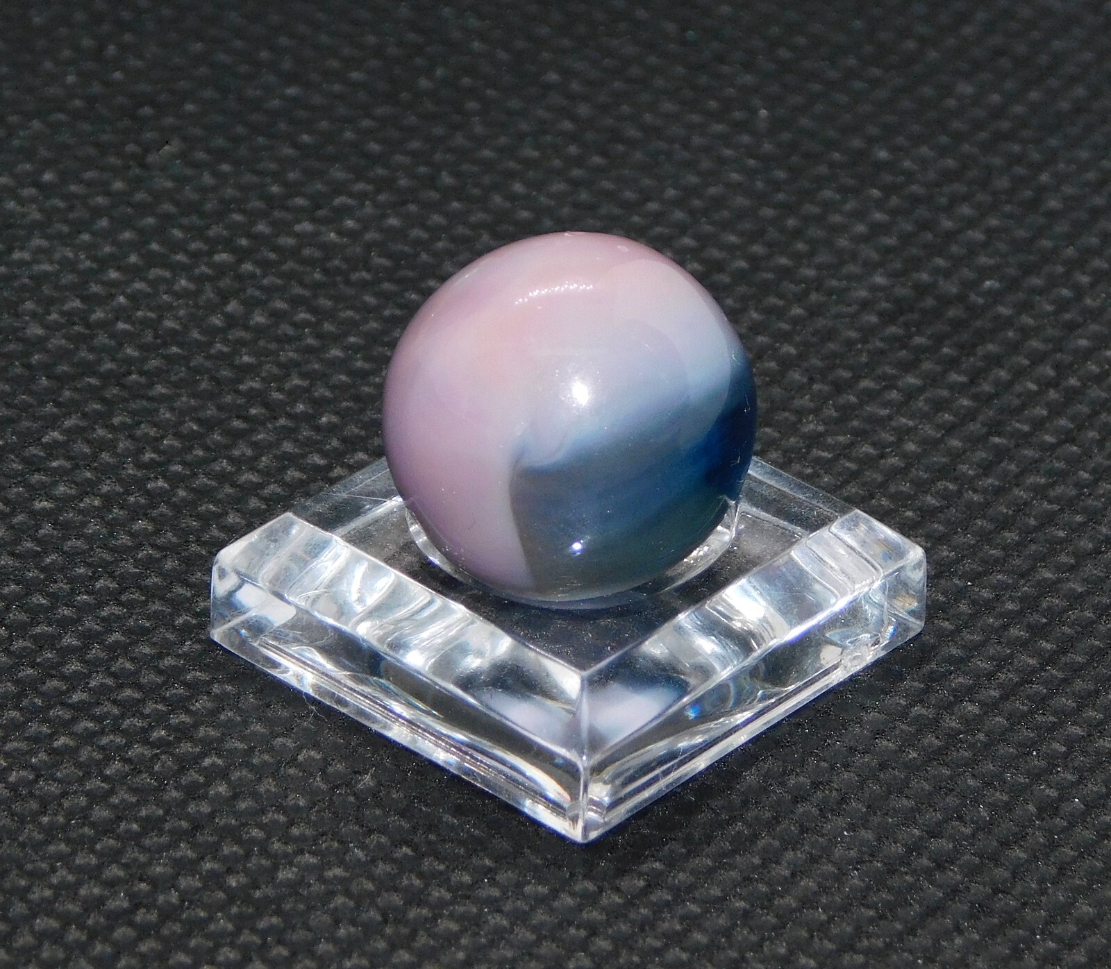 Vintage Marble Opaque Purple in Transparent Blue Swirl Patch 0.59″ (#8-03)