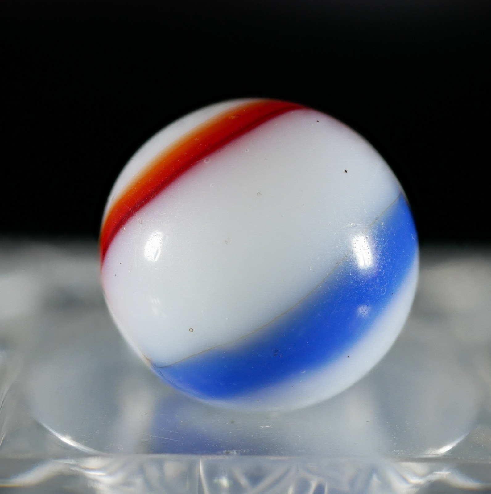 Peltier Rainbo RWB Red White Blue Patriotic Non-Flip-Flop Marble 9/16″ NM