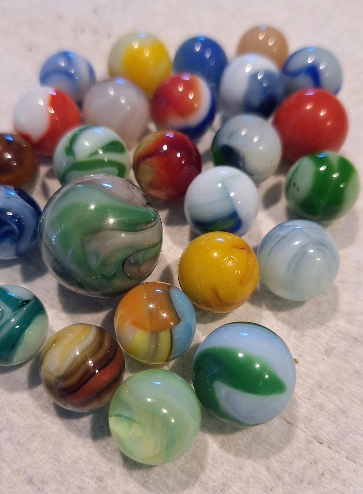 Lot Of 25 Vintage Akro Agate, Vitro,wv Swirl,cac,peltier