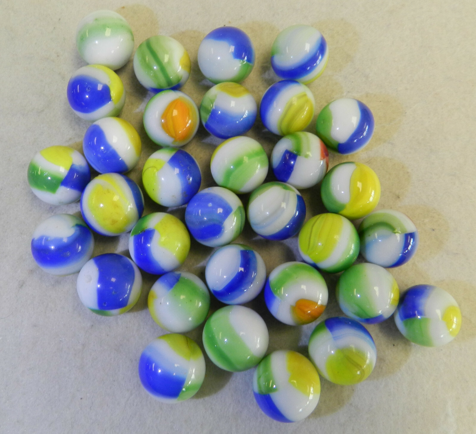 #14079m Vintage Group of 30 Mid Size Marble King 3 Color Patch Marbles