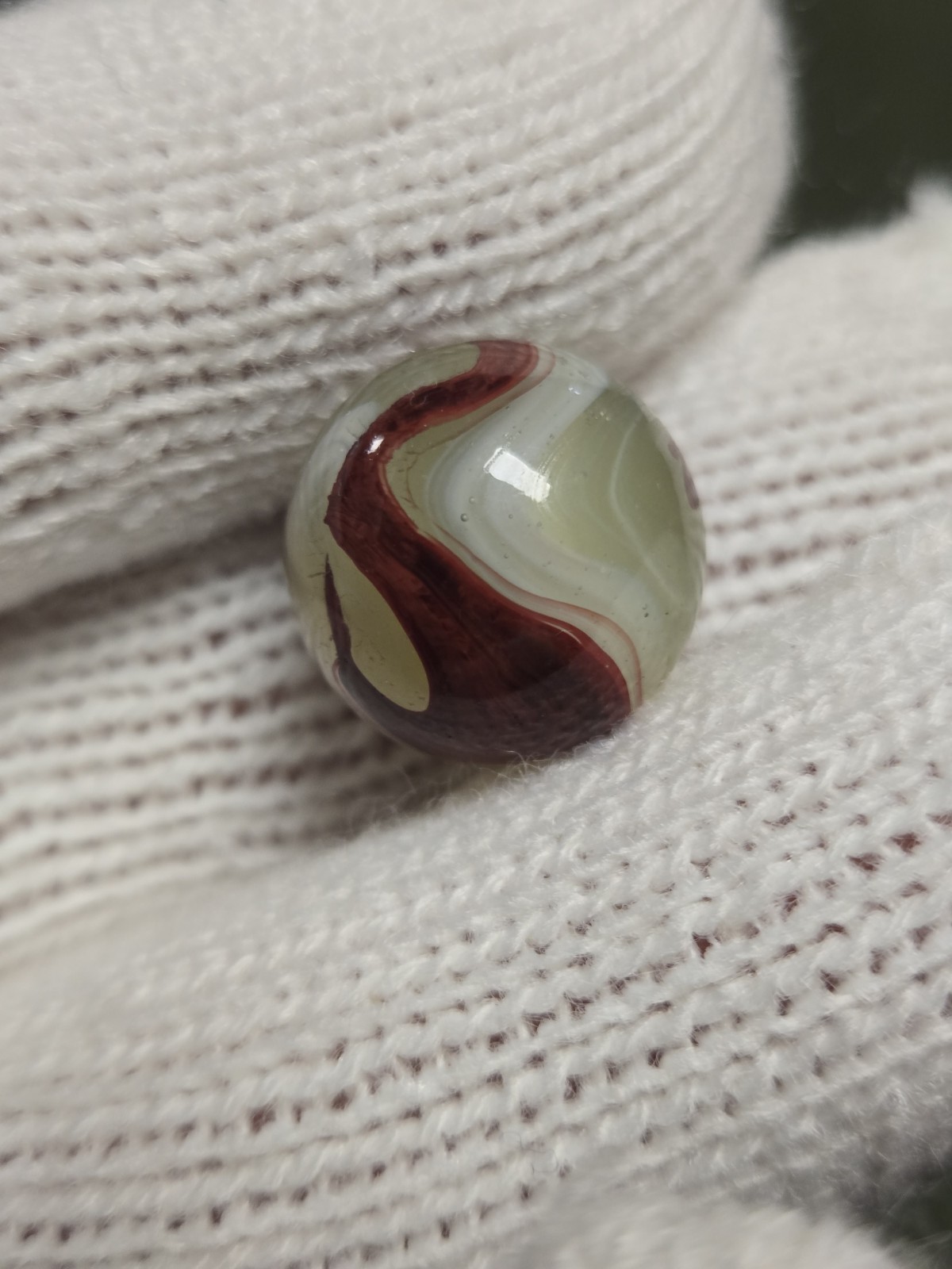 Nice Old Vintage Akro Agate Lemonade Oxblood Marble Fluorescent Glow Glass