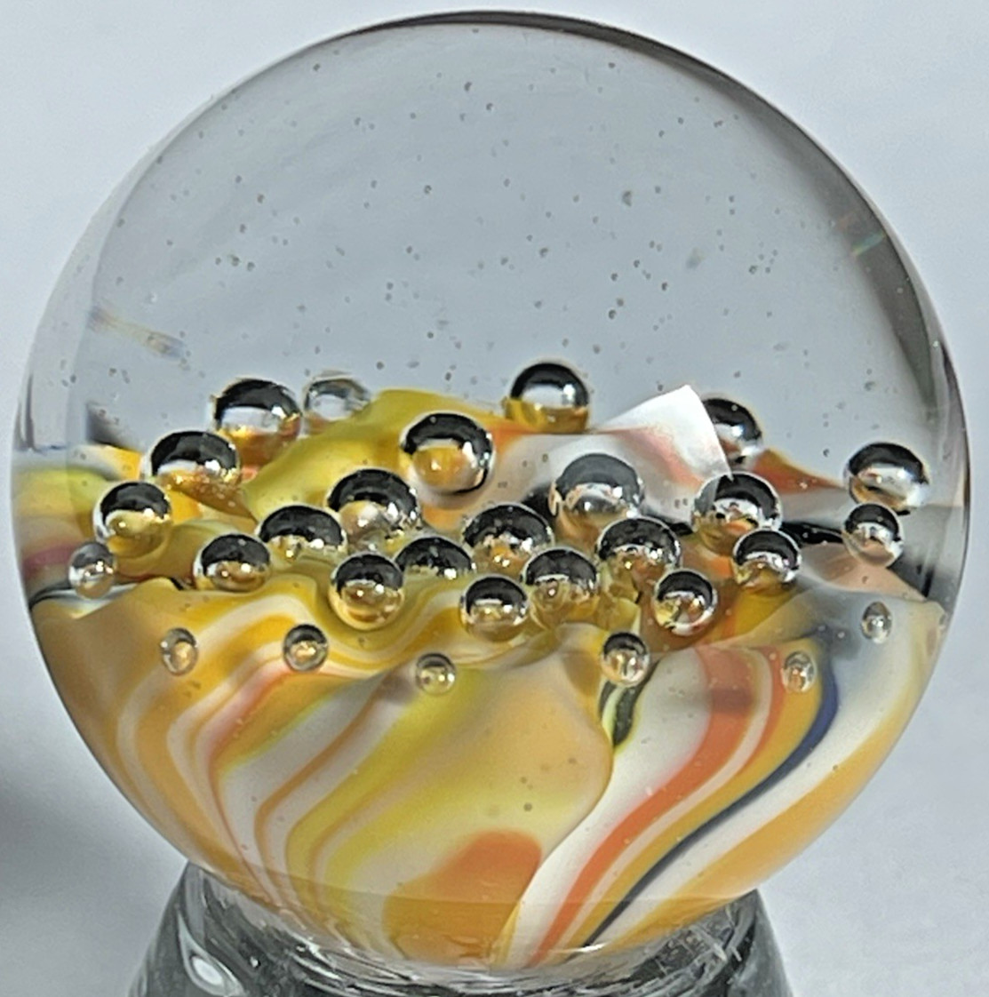 2015 RICK DAVIS MARBLE SIGNED HANDMADE GLASS ART 1.53″ SUNRISE UNDER BUBBLES
