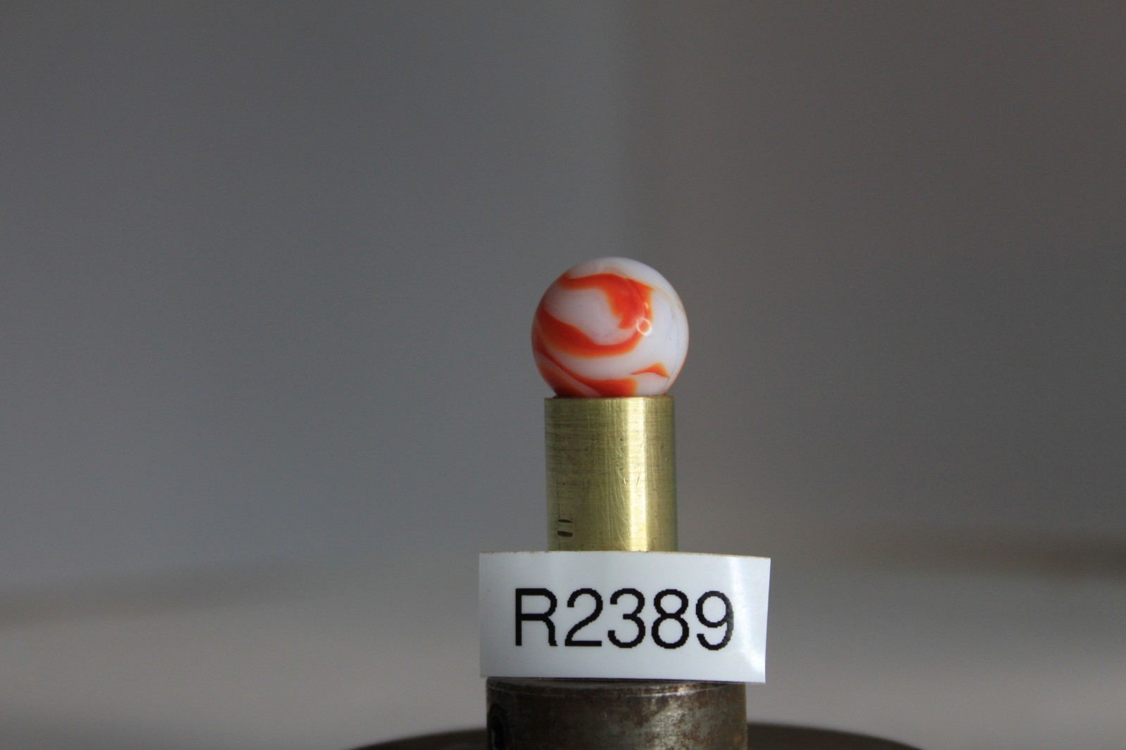 PELTIER GLASS MARBLE RED FLAME SPIRAL ZEBRA OPAQUE WHITE 5/8″ VINTAGE TARGET