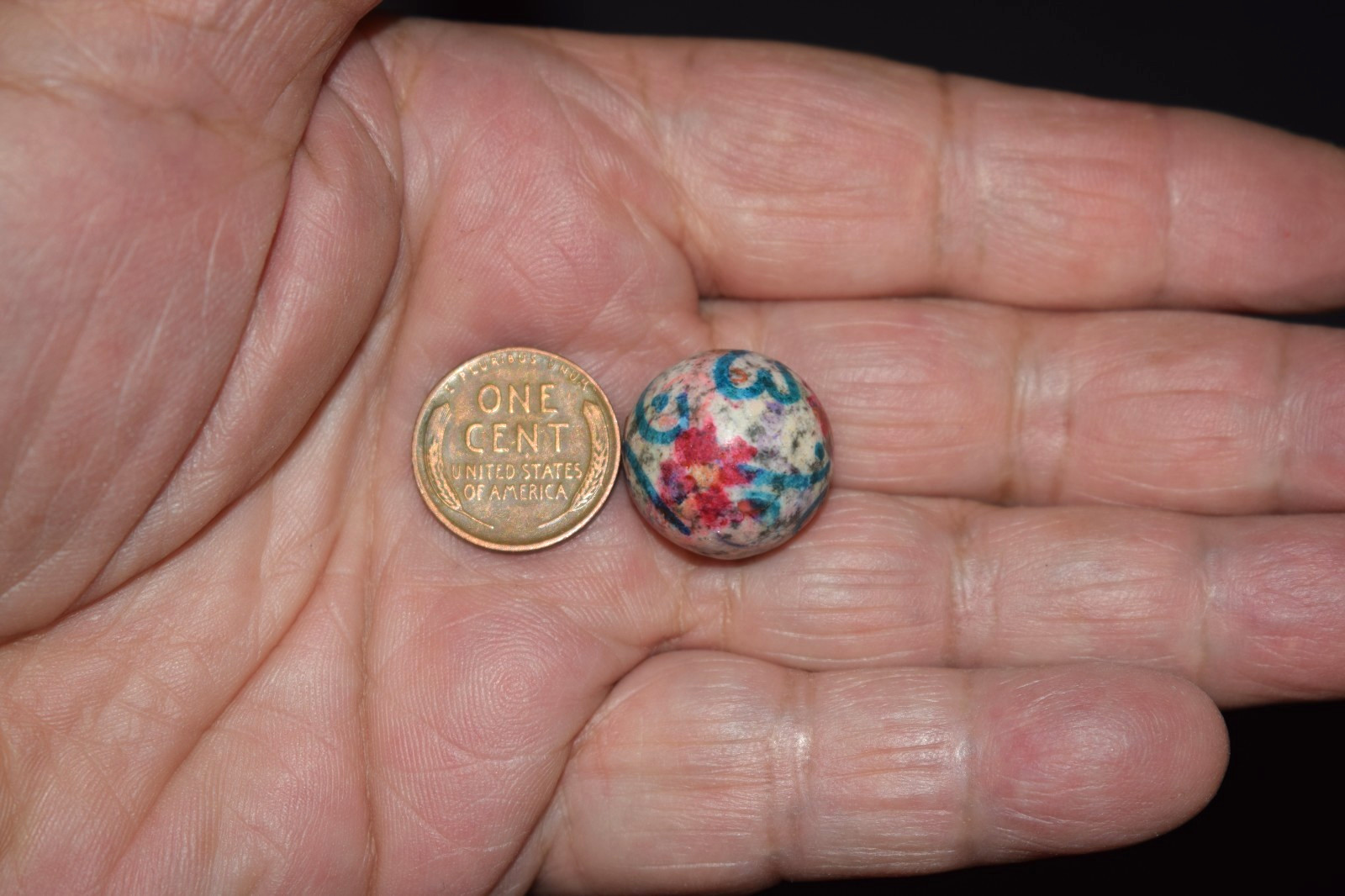 🧐👉Antique hand painted, multi-color glazed clay collector’s🌺art marble .750″