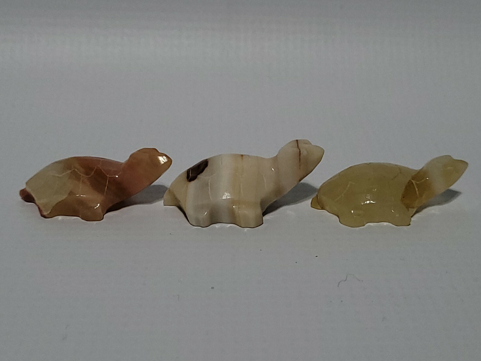 38g 3piece/Hand-carved/natural agate sea turtle/healing/energy