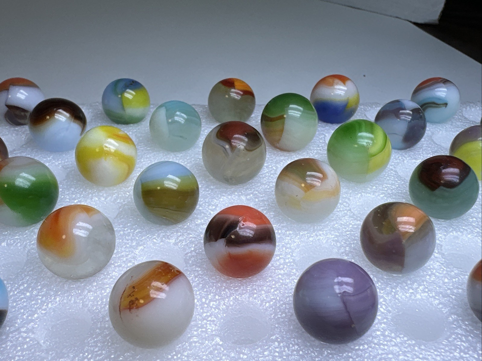 273 Awesome Mixed Lot Of 30 Vintage Vitro Agate Marbles!
