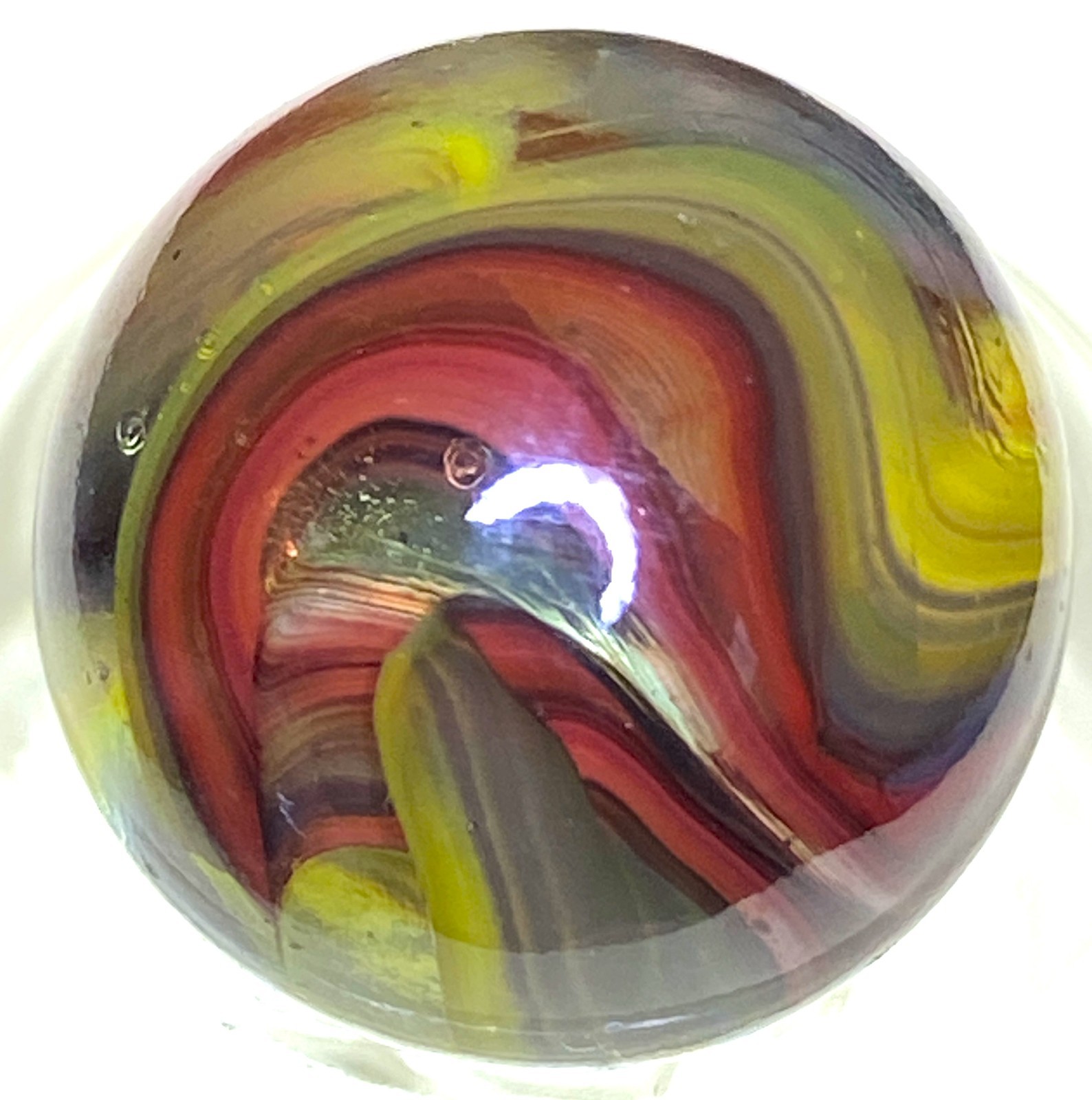 OXBLOOD AND INTERNAL RIBBONS CLEAR BASE SHOOTER SIZE .74″ 8B/118