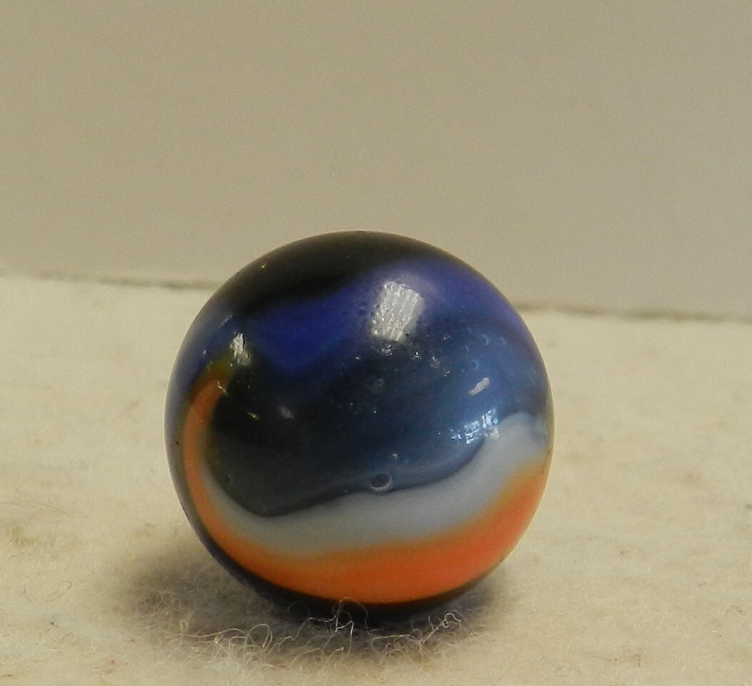 #15270m Vintage Peltier Glass Swirl Marble .66 Inches *Near Mint*
