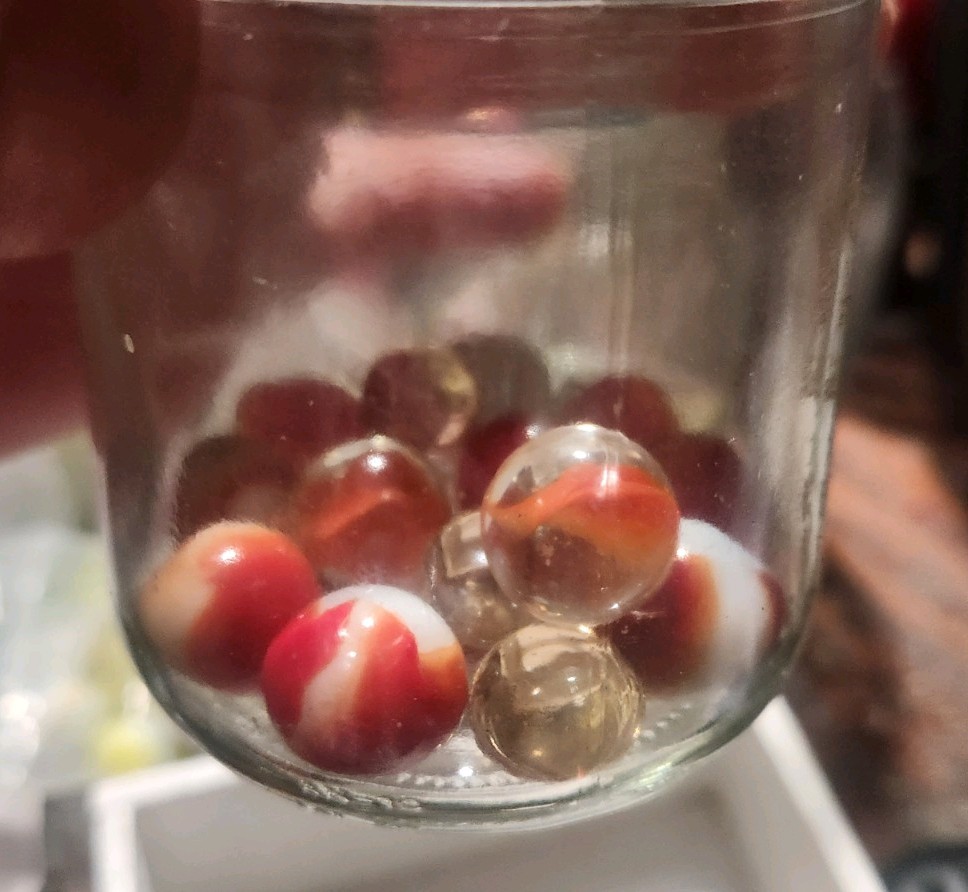 Red White Orange Clear Swirl Machine Made Glass Toy Marbles Lot Ages 8-11 & 12+