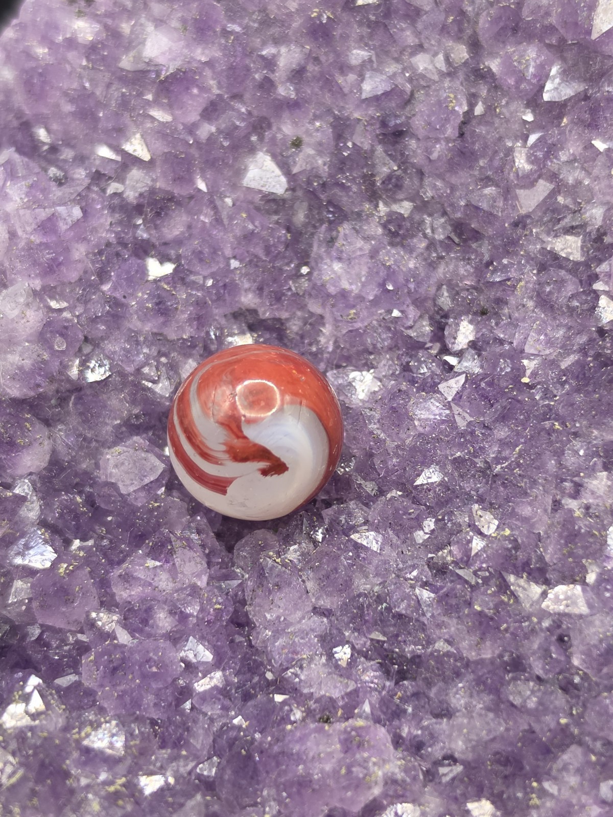 Akro Agate Silver Oxblood Marble