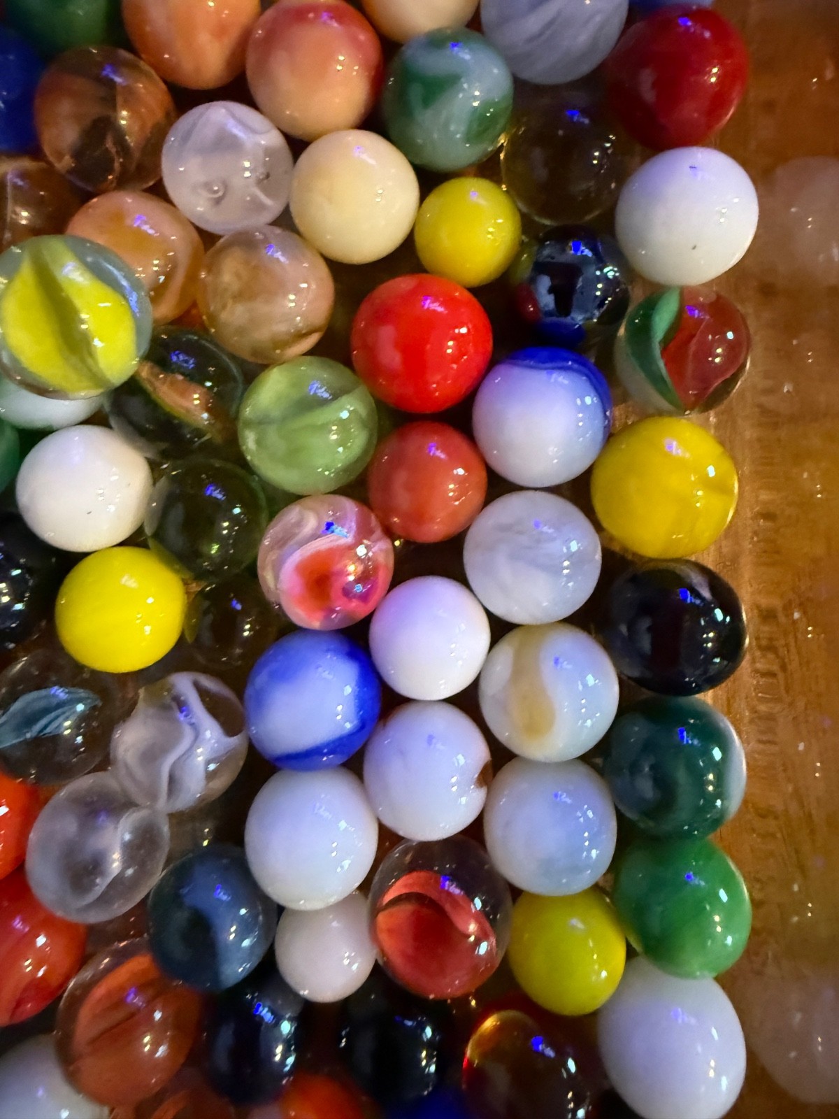 Vintage Marbles (Slags, Swirls, Cats Eyes, Bennies, Etc).Each lot varies Lot#125