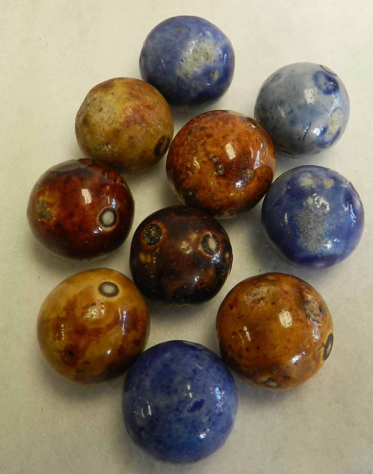 #17512m .84 to .92 Inches Vintage Group of 10 German Handmade Bennington Marbles