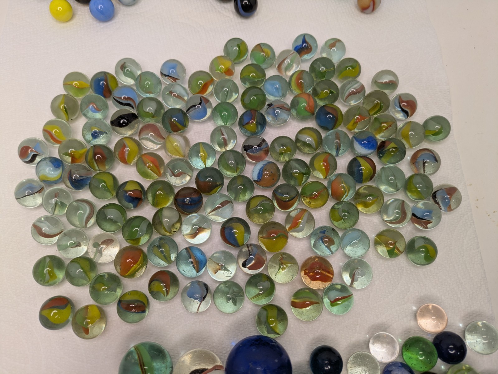 Vintage Marble Lot Of 150+ Cat Eye Single and Multi Color 3 Vane 4 Vane Shooters