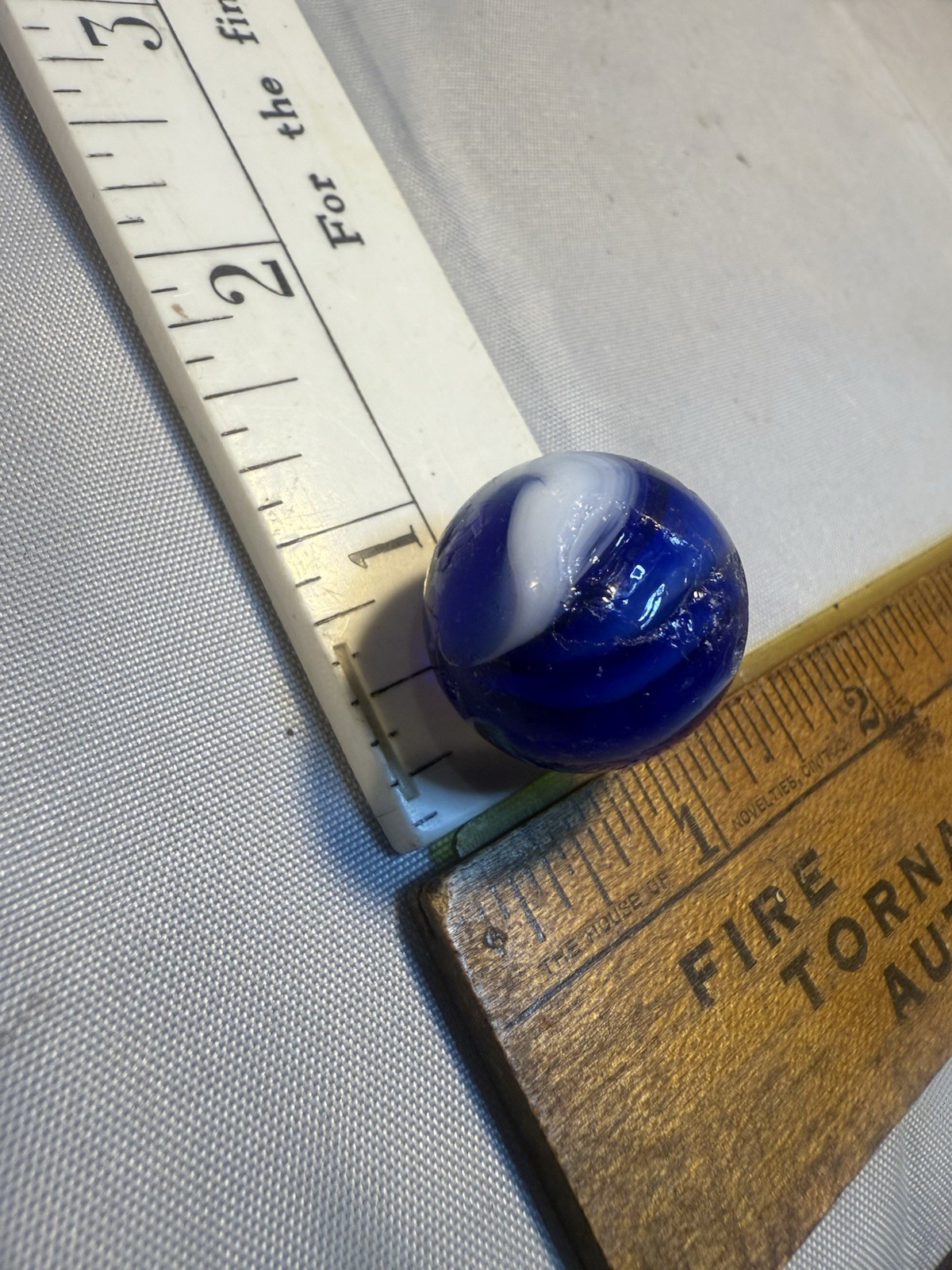 Akro Agate Corkscrew SPIRAL Shooter Marble Blue White Old Vintage Damaged