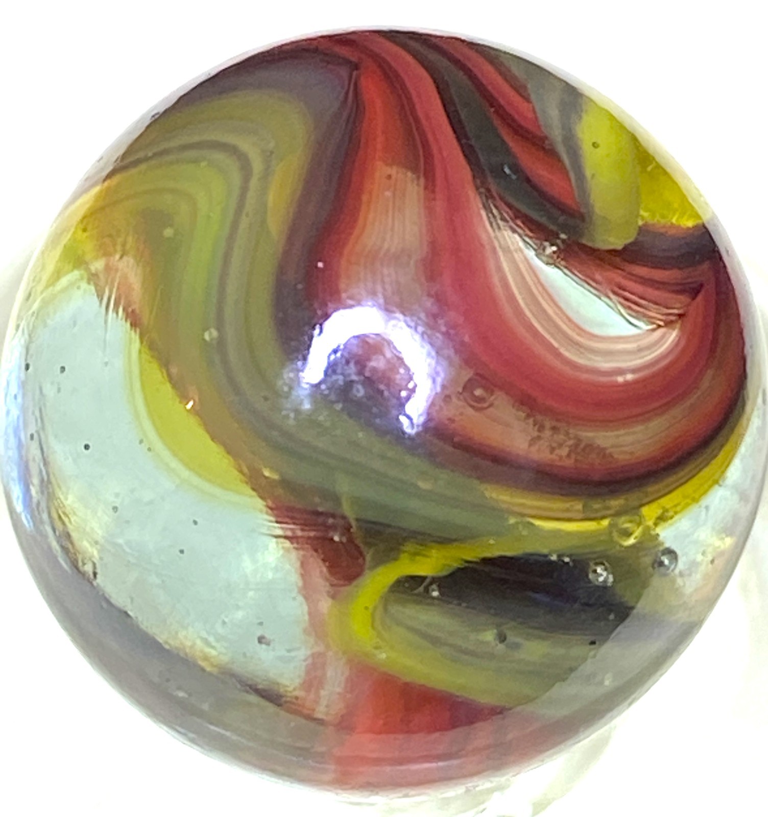 OXBLOOD AND INTERNAL RIBBONS CLEAR BASE SHOOTER SIZE .74″ 8B/118