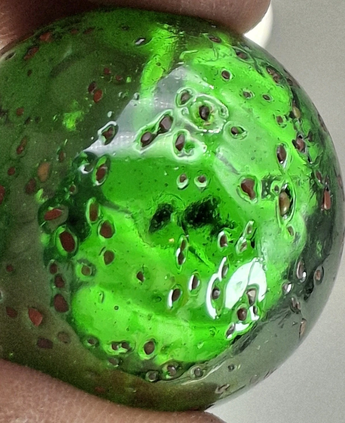 2 Marble Boulders 35mm Glitterbomb Green Iridescent Confetti Glass Ball Metallic