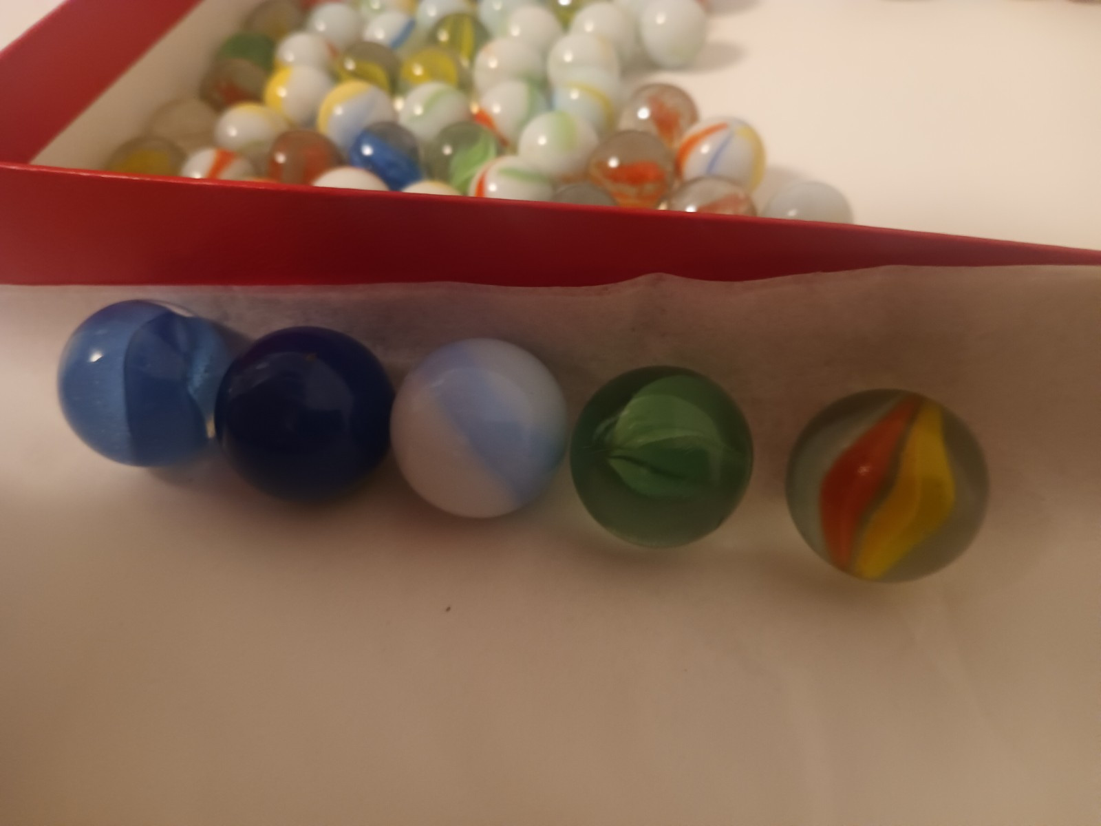 Vintage Marbles Lot Of 190 Cats Eye Others Estate Find 2 Lb 7 Oz