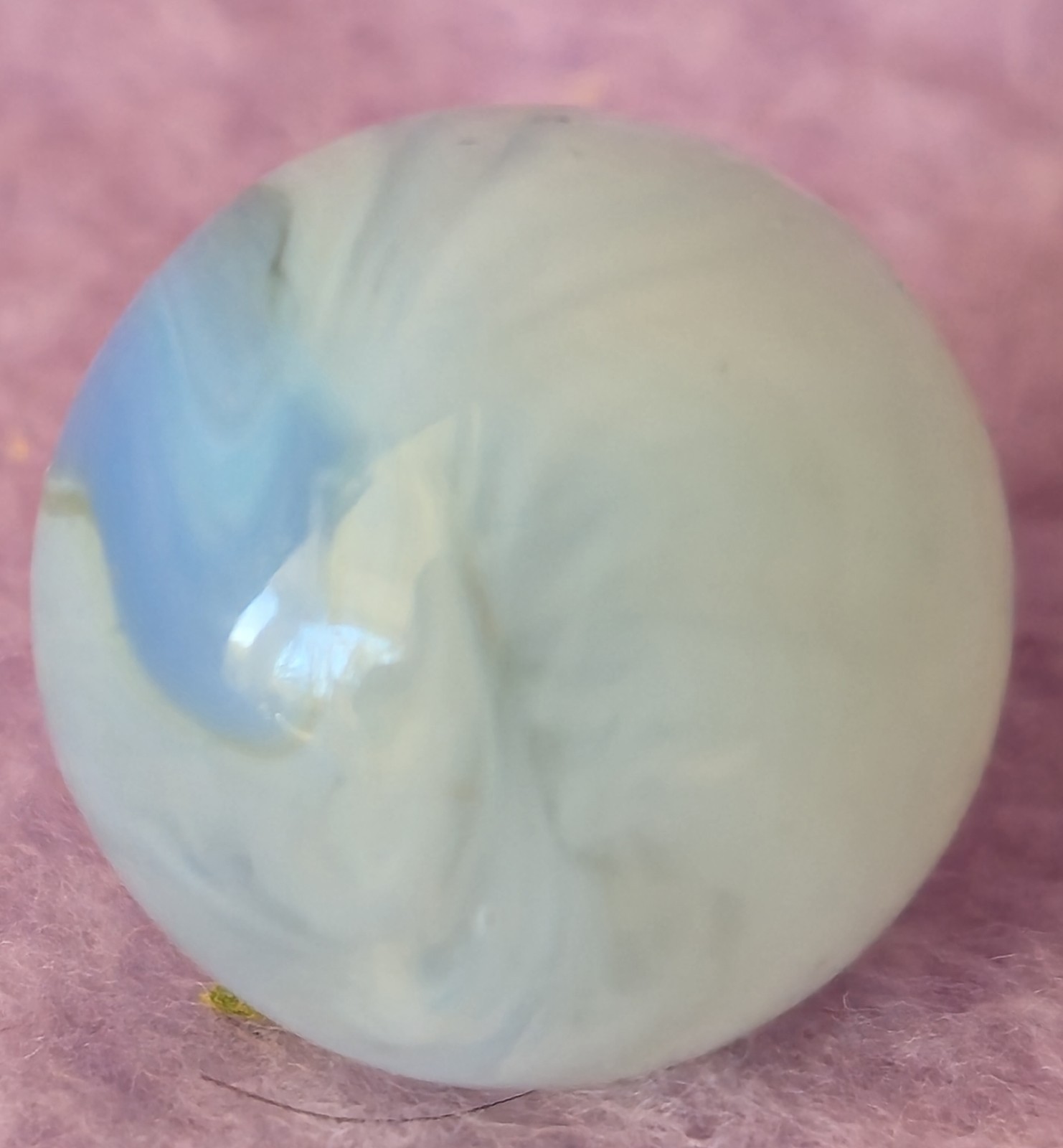 Vintage HTF Vitro Conqueror Phantom Wispy Robin Blue Patch Marble .64″ Inches