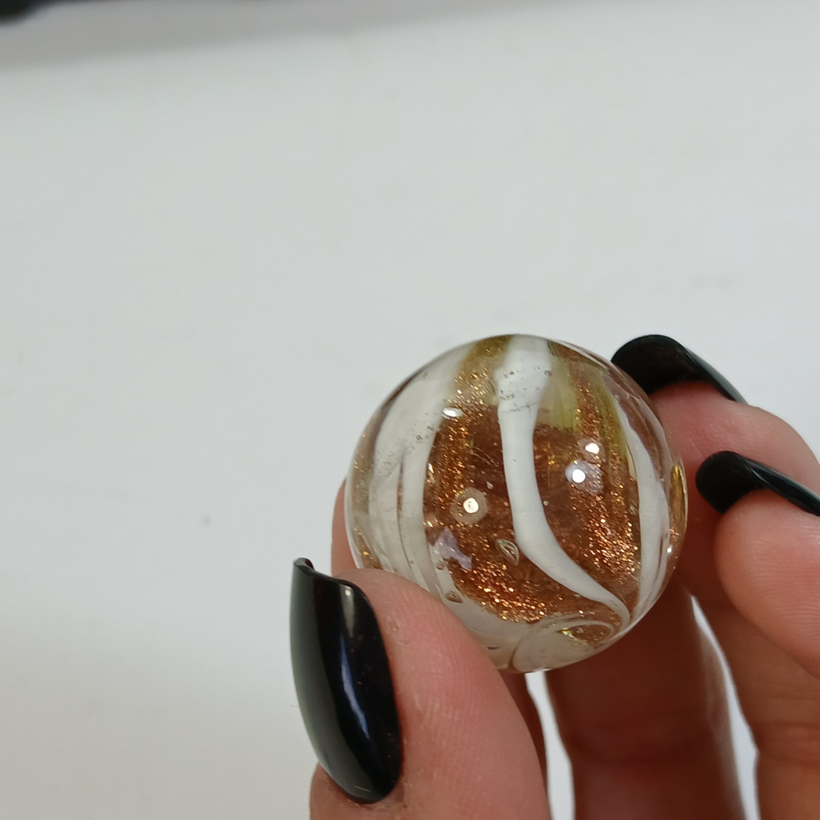 White Gold Flakes banded swirl 1″ Shooter Hot House? Air bubbles Lampwork Marble