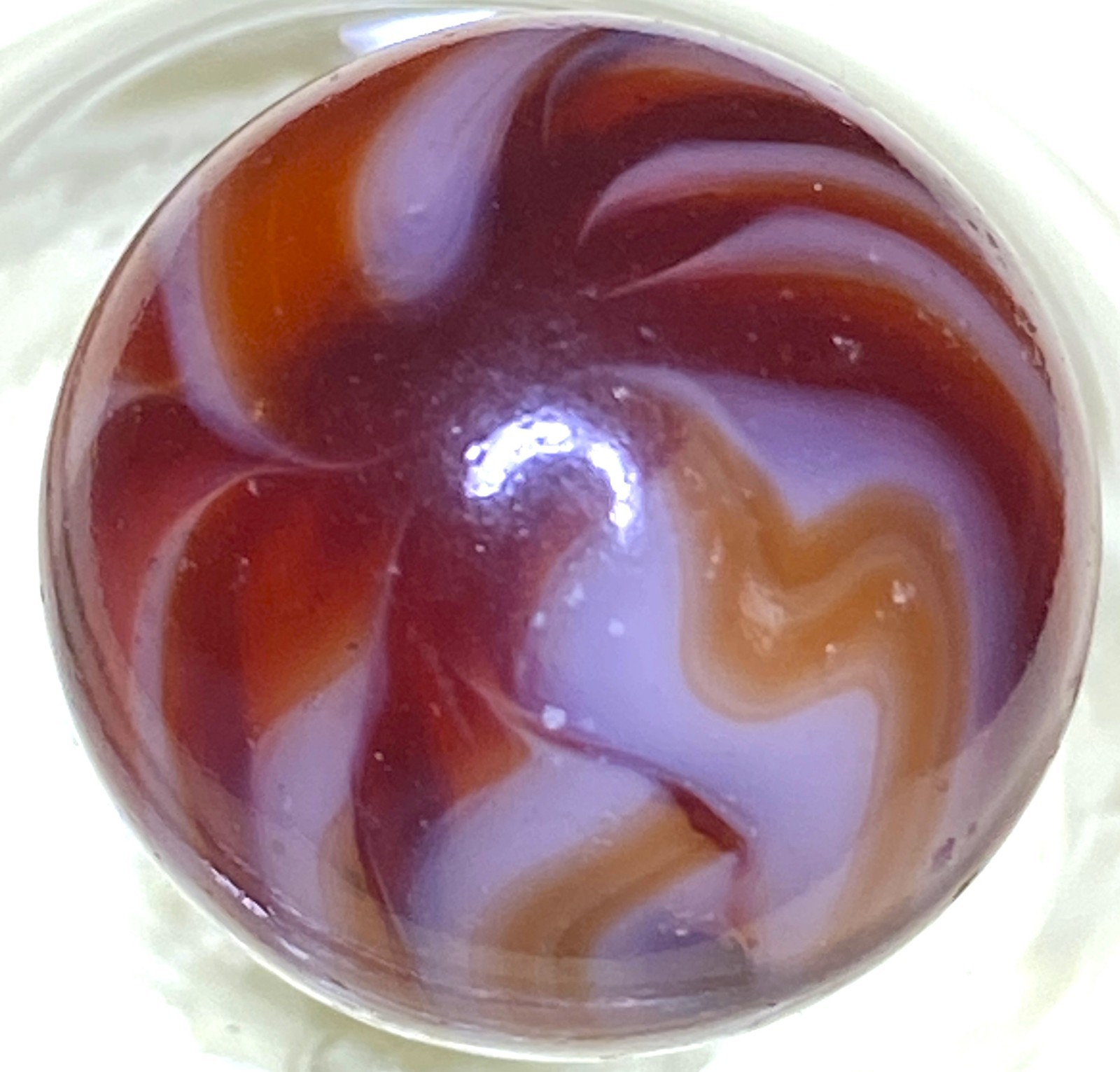 UNUSUAL FLAME PATTERN AKRO AGATE / CHAMPION .61″ 8B/68