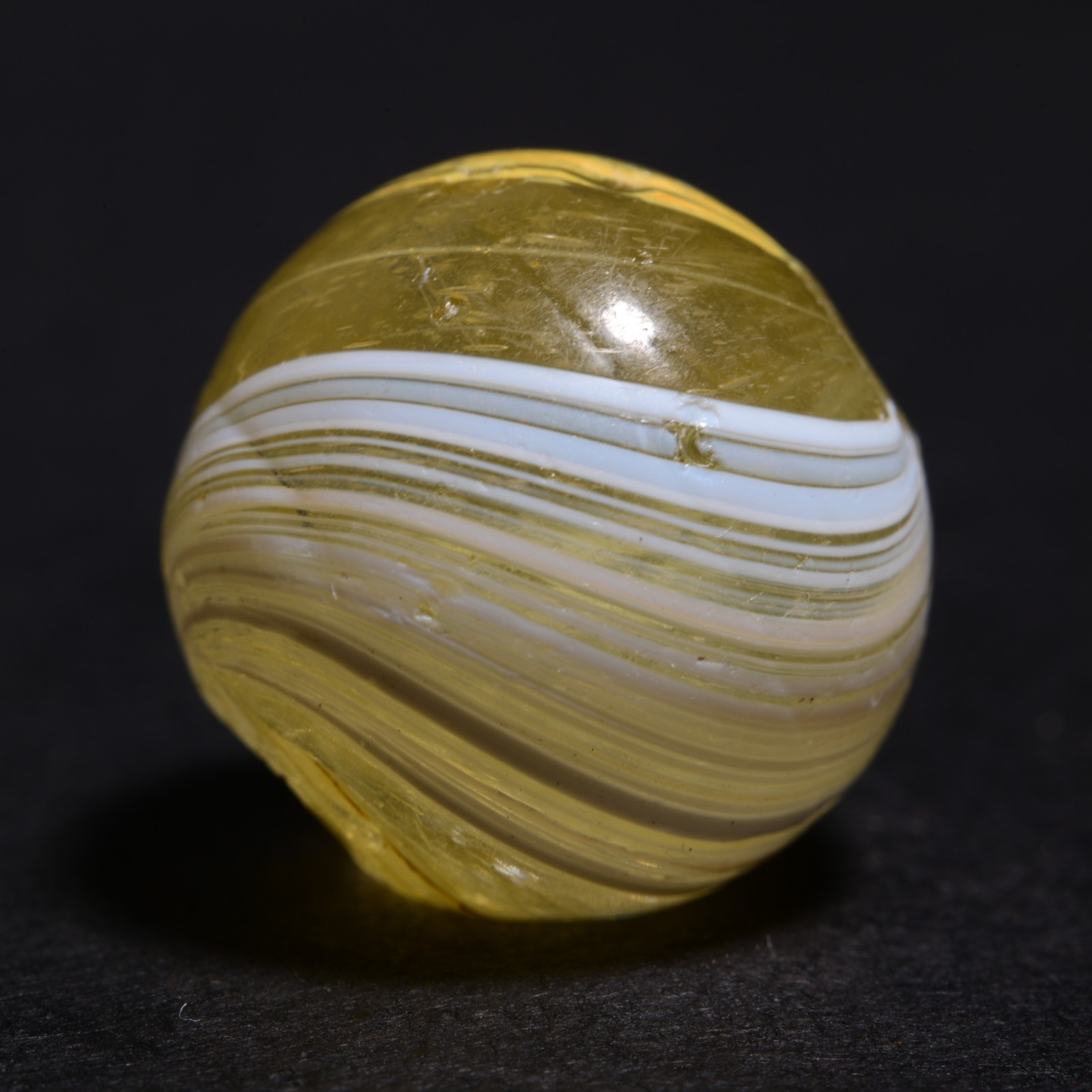 Indian Marble German Handmade Antique Bright White & Egg Yolk 14mm 17/32”