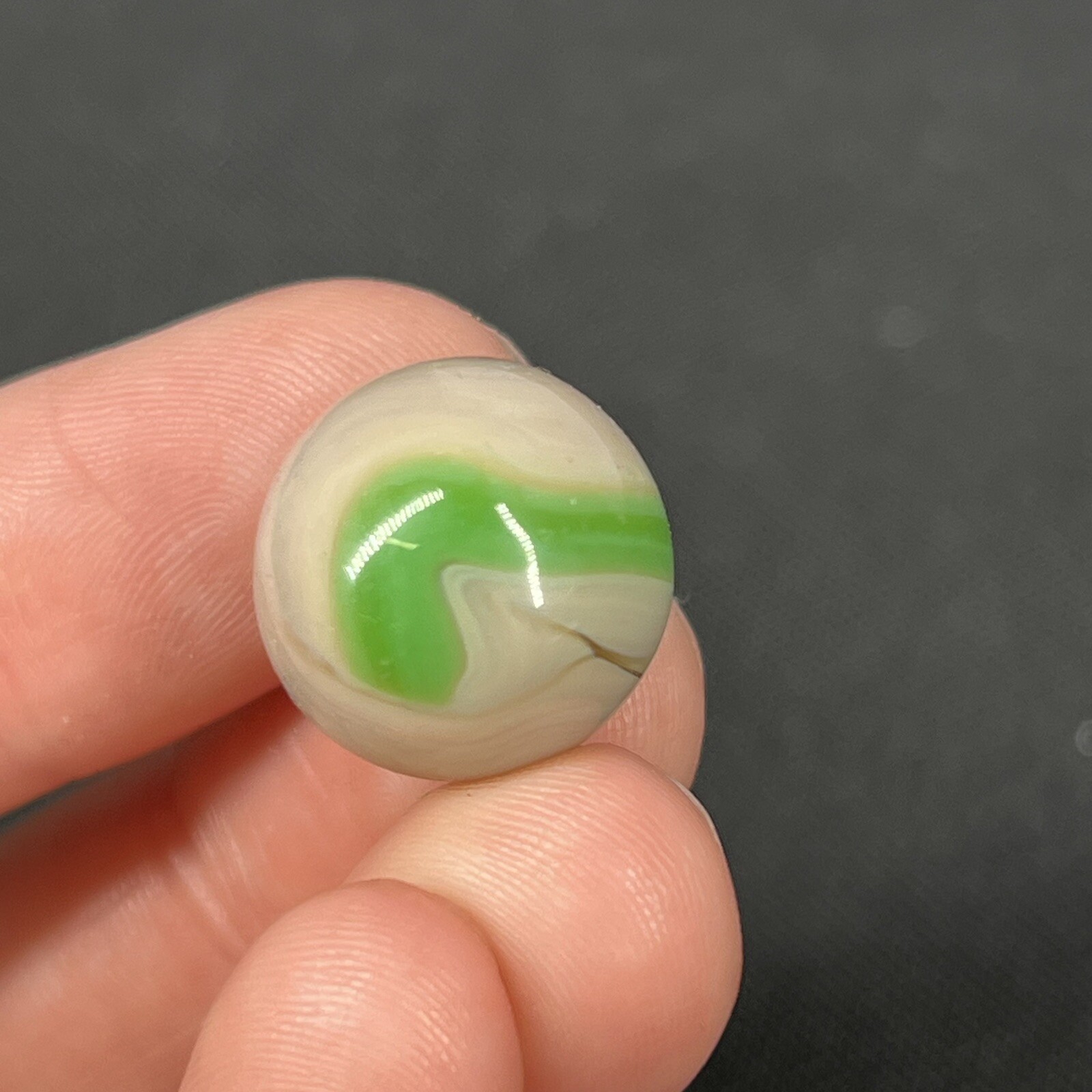 Vintage Agate Christensen Peltier Art Glass Swirl Marble .6” Milky Green