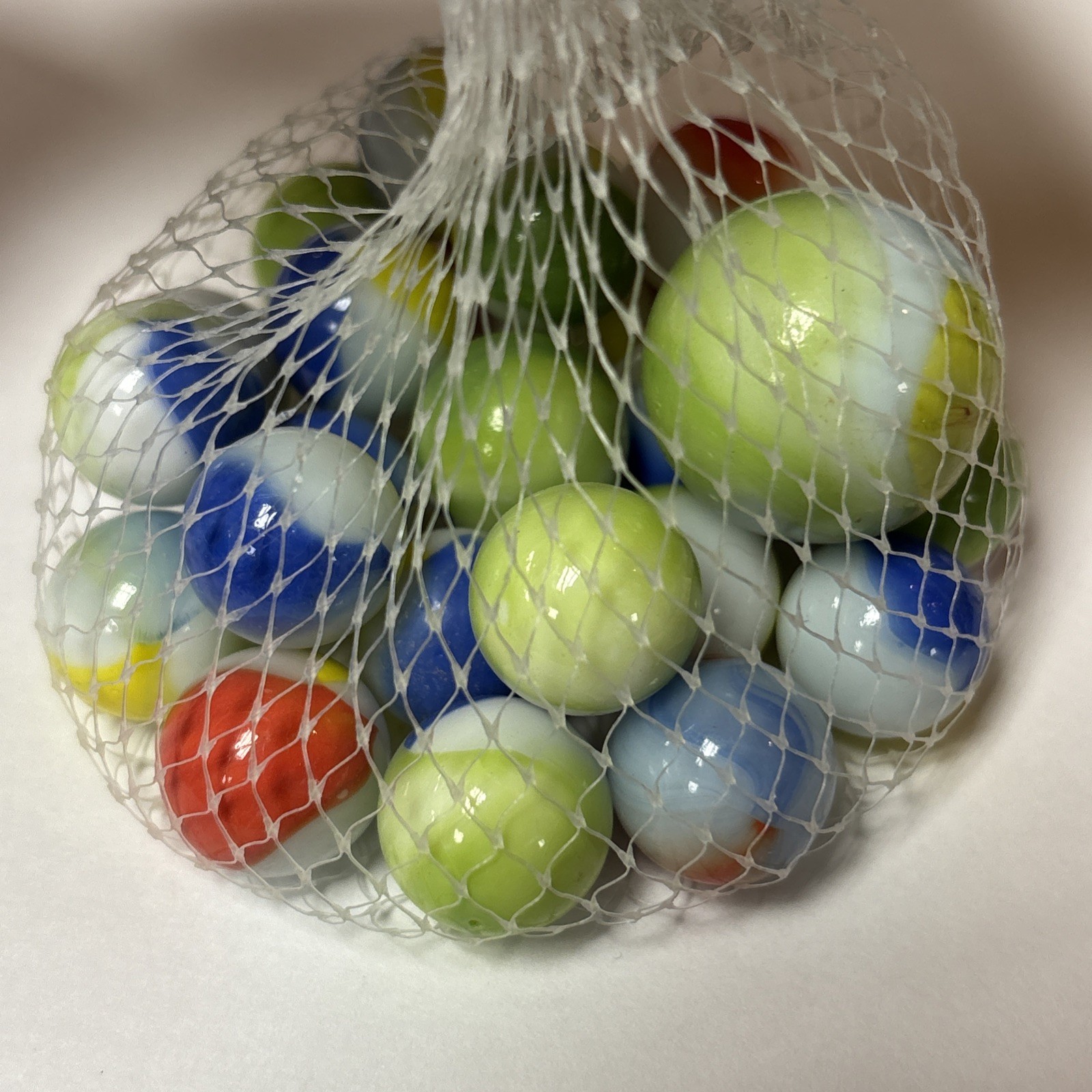“PERICO” Collectors Marbles- MEGA MARBLES Vintage Net Bag 24 16mm/1 25mm Shooter