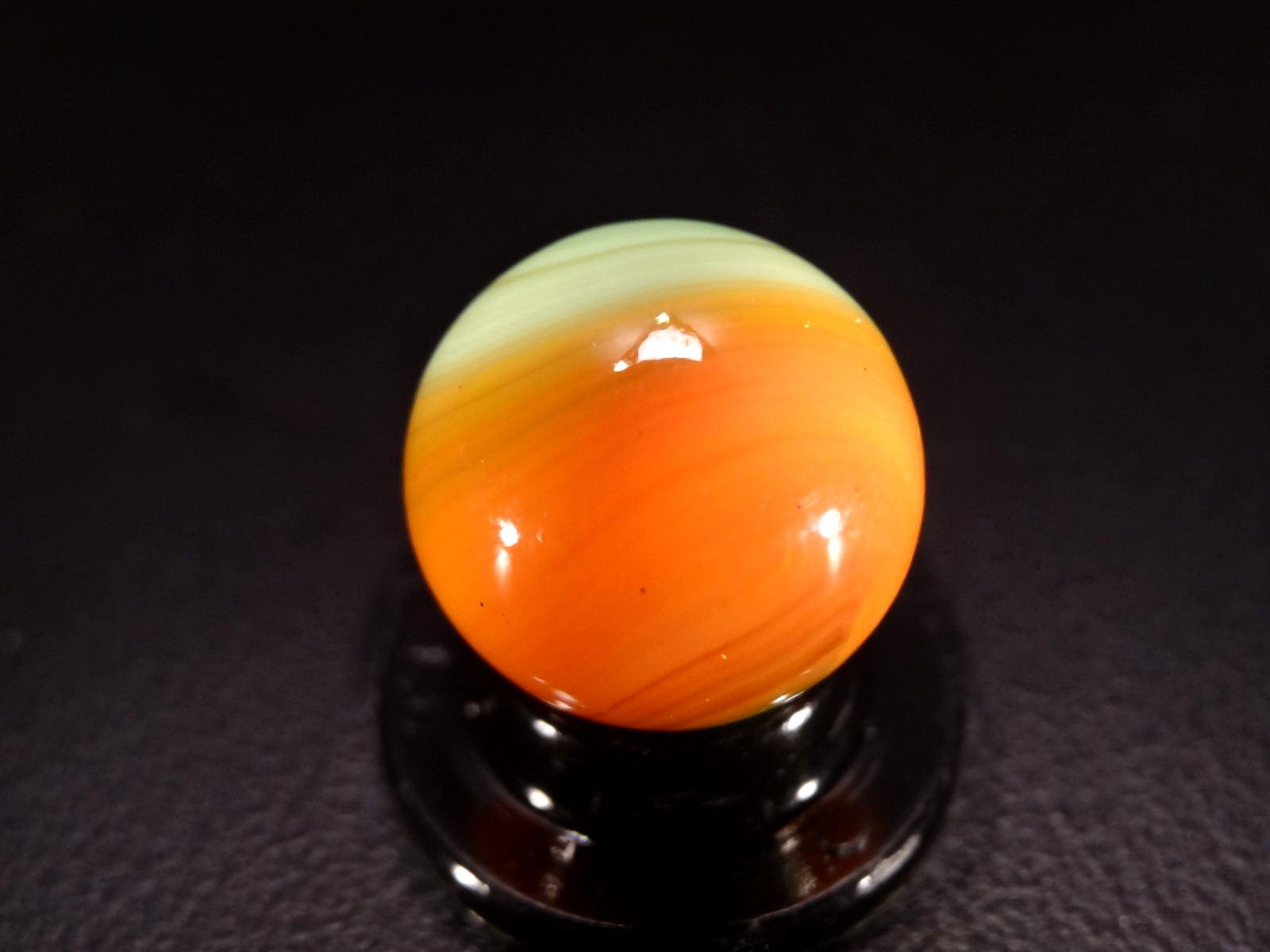 AKRO AGATE ” 4 COLOR ” w/ LONG EYE-LASHES ( Personal Collection) MINT