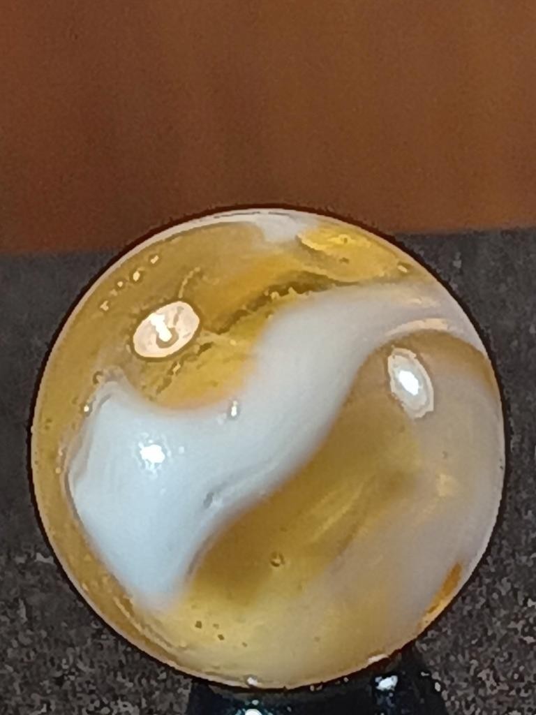 5/8″ Akro Agate Light Peach Ice White Slag Swirl Near Mint Serious Marble B198