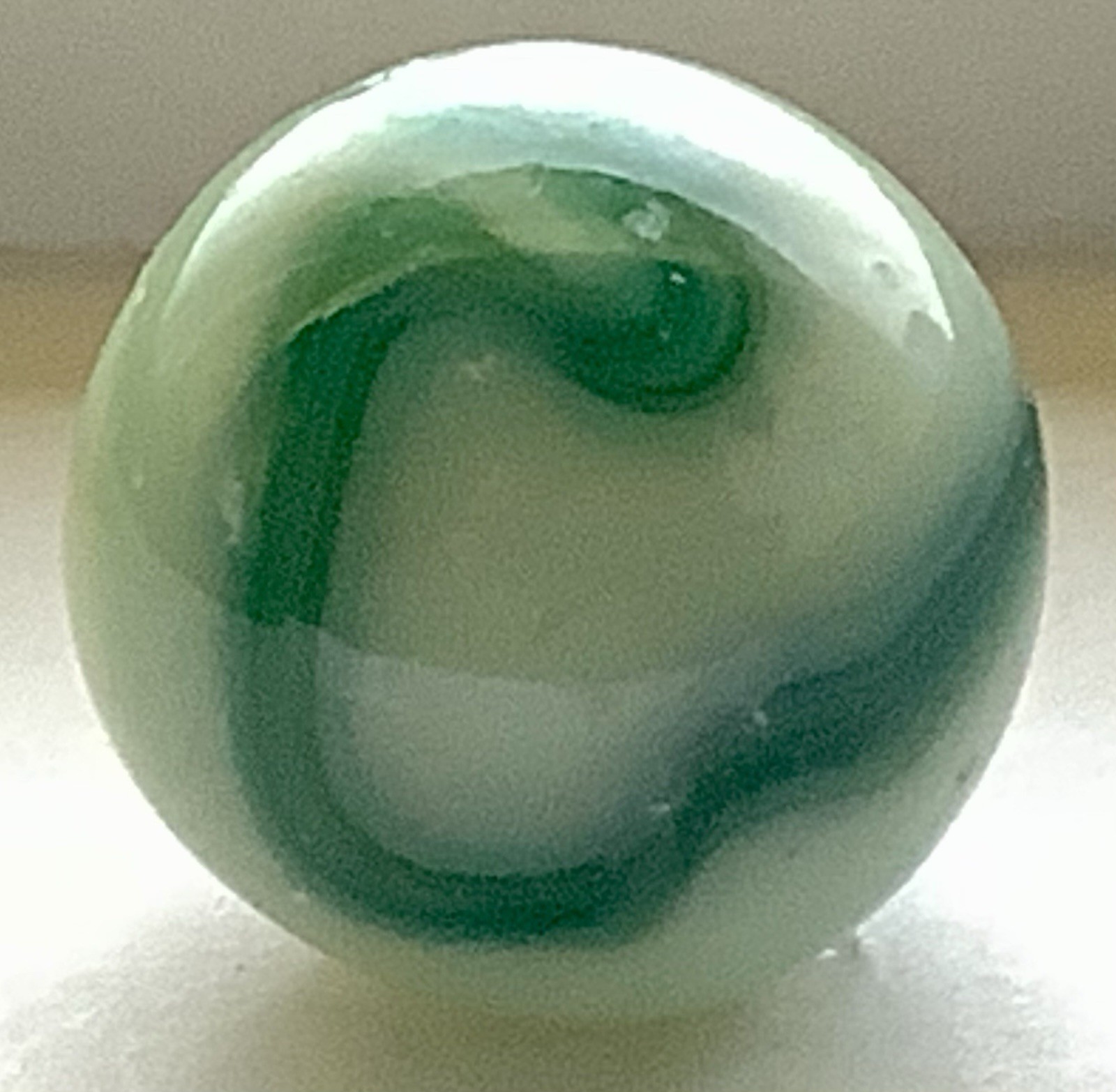 UV Active Ravenswood? Swirl Marble 5/8” Green On Yellowish White