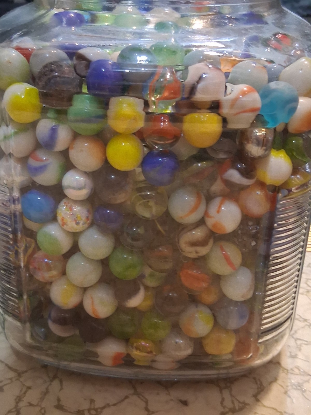vintage marbles lot 100ct. Random pick from bin and trays/ vintage mix/NM-M##