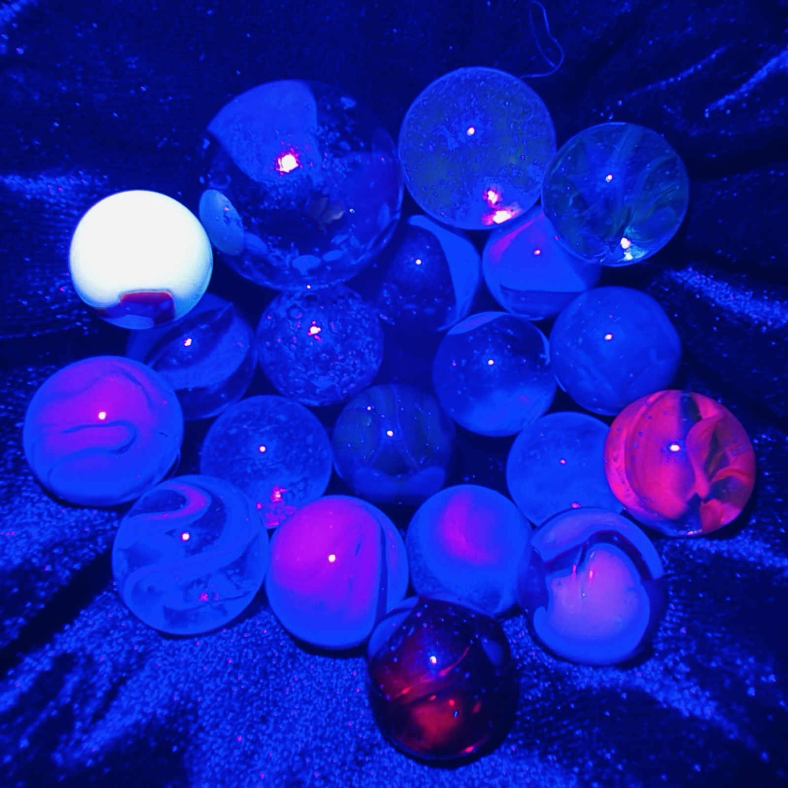 Vintage Marble Lot Of MARBLES UV Reactive Cadmium Uranium Lot #112