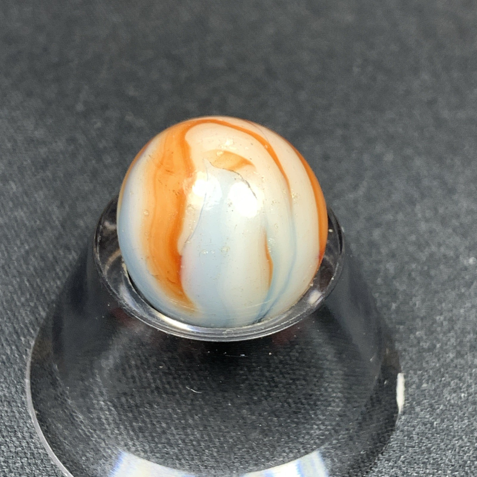 NM – ALLEY FLAME / DUG ? .62″ BOX02/233