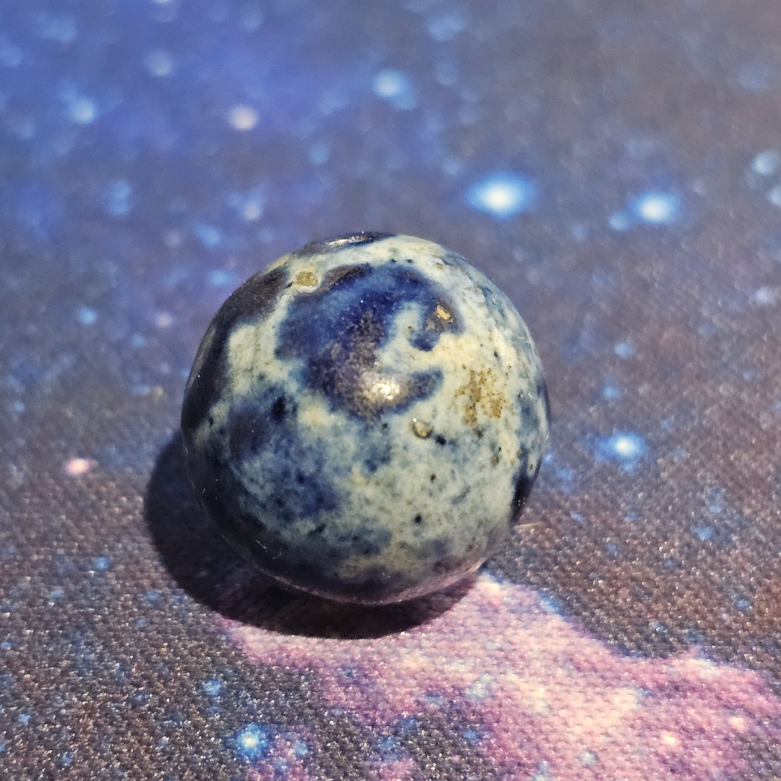 Bennington Blue & White Speckled Glass Marble