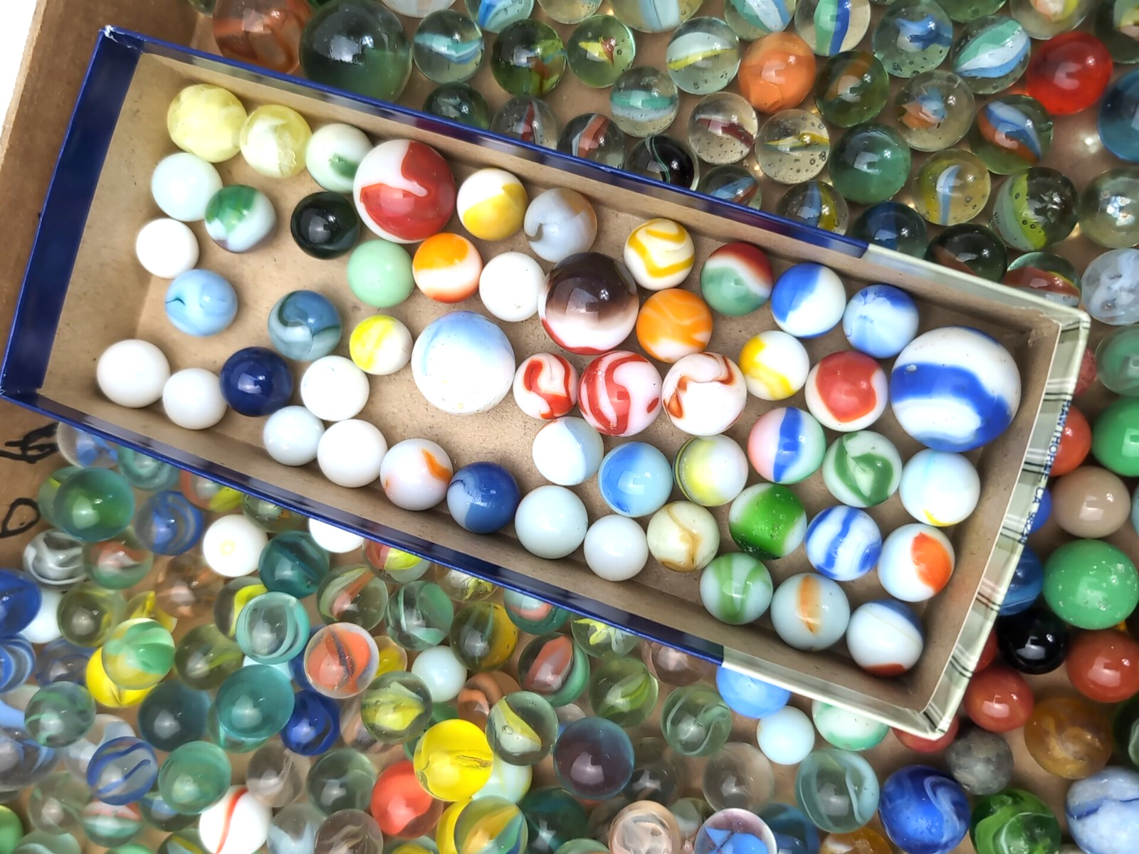Mixed Lot 65 Assorted Old Vintage To Modern Marbles