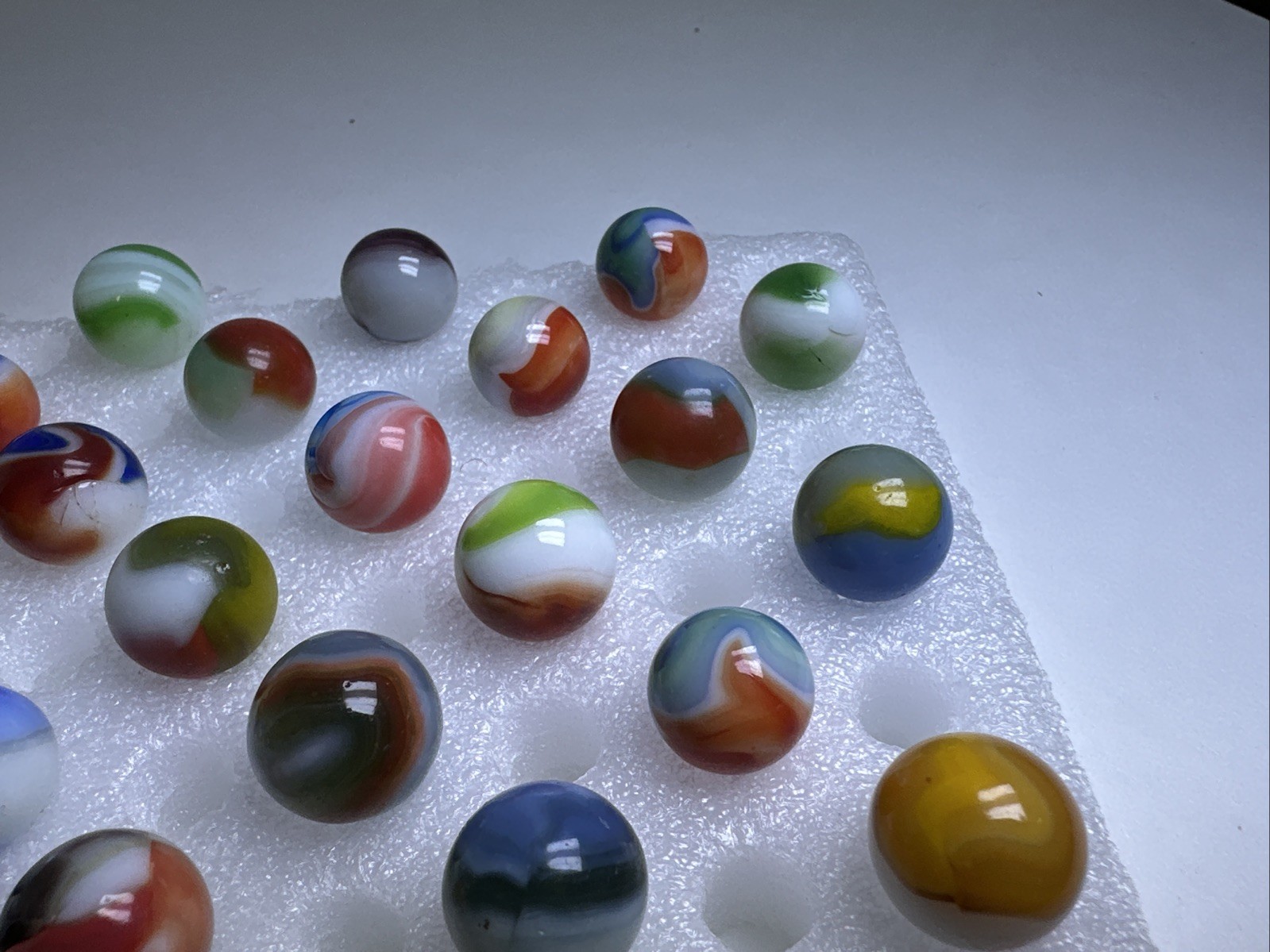 348 Awesome Mixed Lot Of 30 Vintage Vitro Agate Marbles!