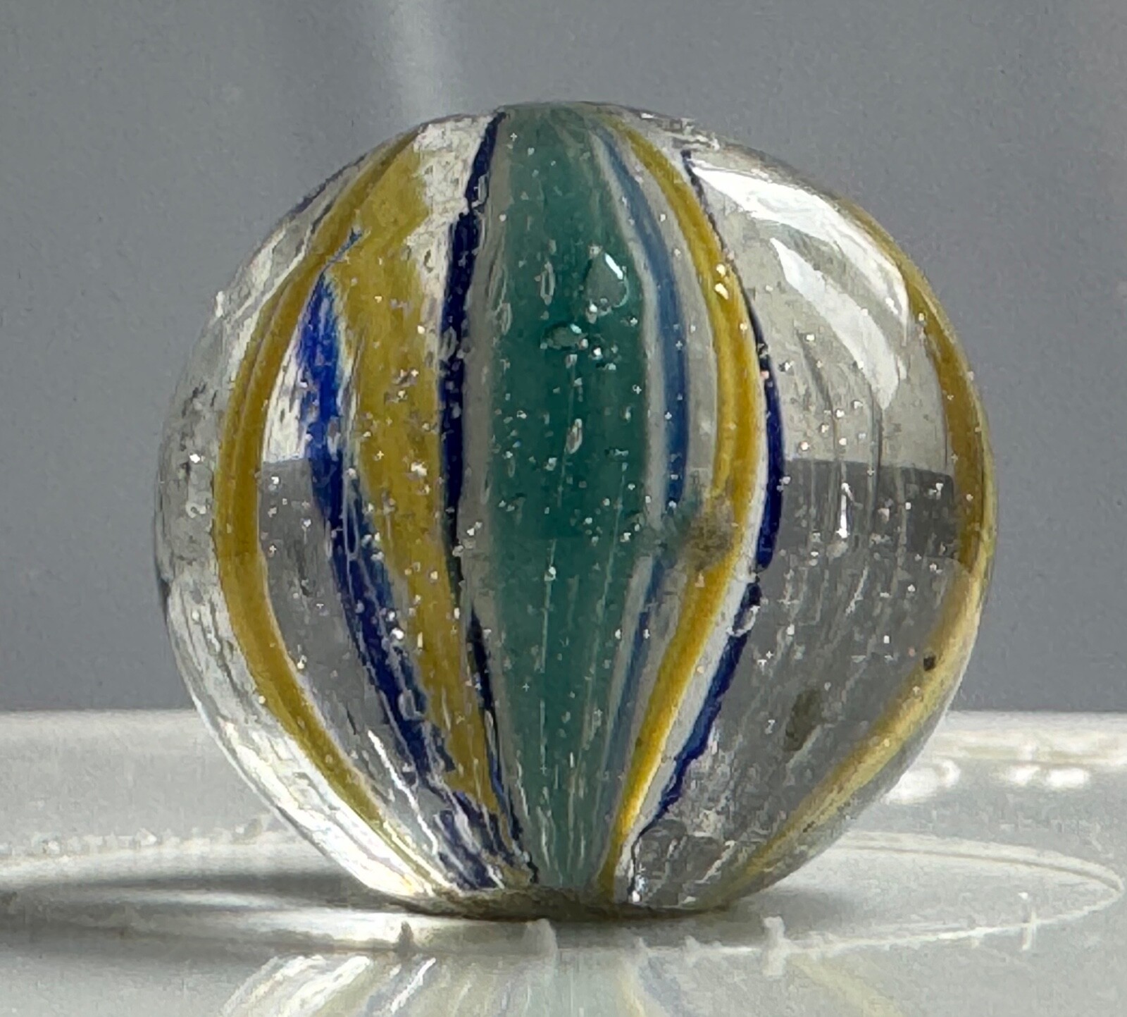 Unusual colour Solid Core Marble 18mm (23/32”)