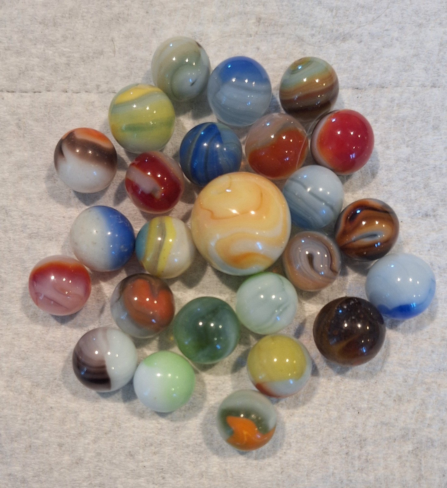 Lot Of 25 Vintage Marbles Akro,agate,cac,swirl,jabo