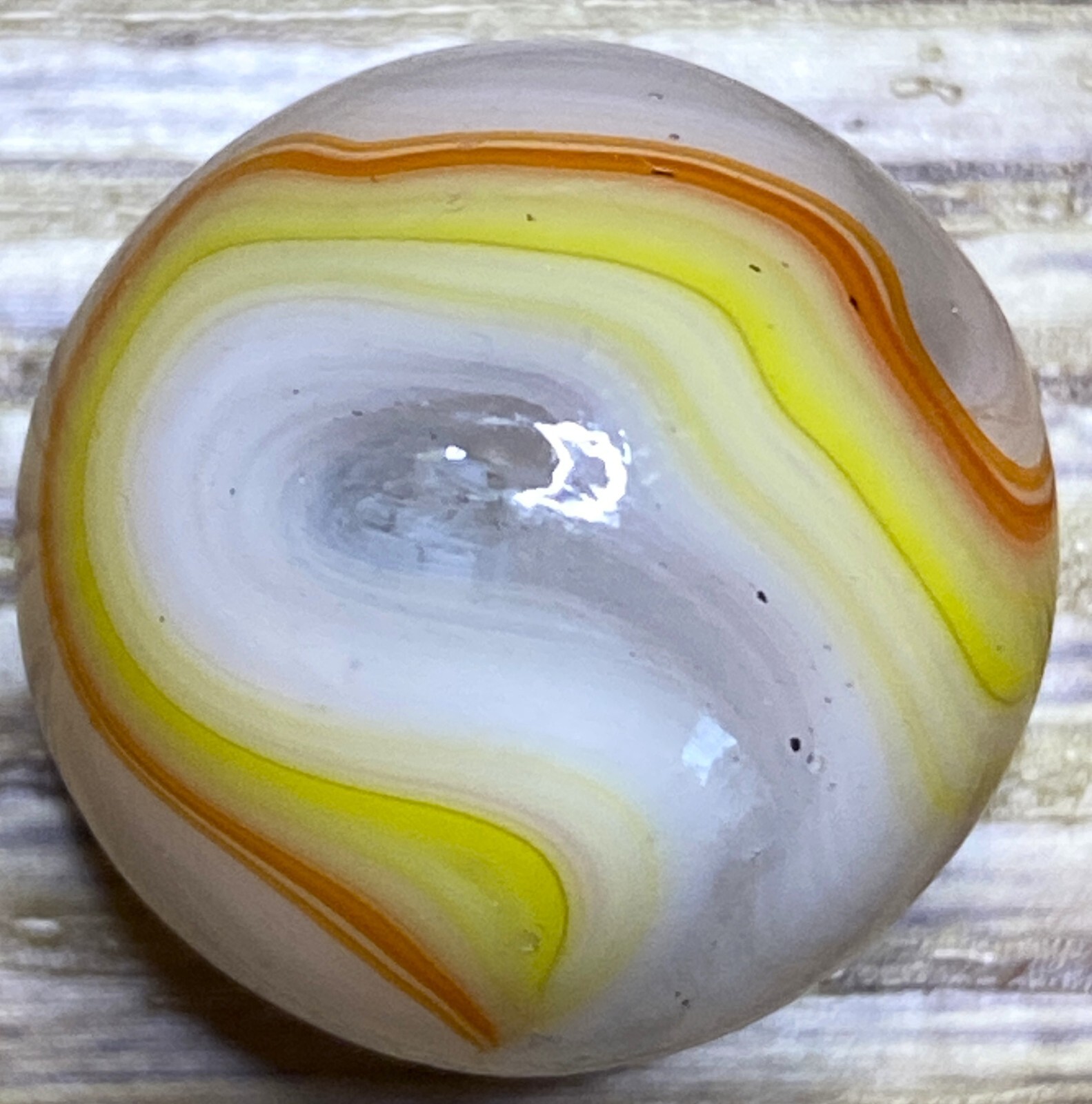 WV/DAS/SAMMY’S/JABO RARE COLORS TRANSPARENT WHISPY SWIRLED SHOOTER .71″ M215